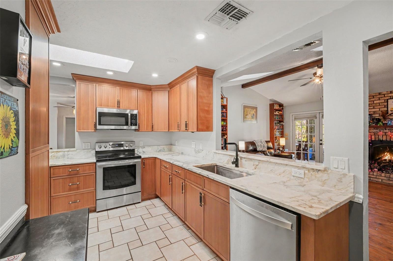 7366 WINDOVER WAY
