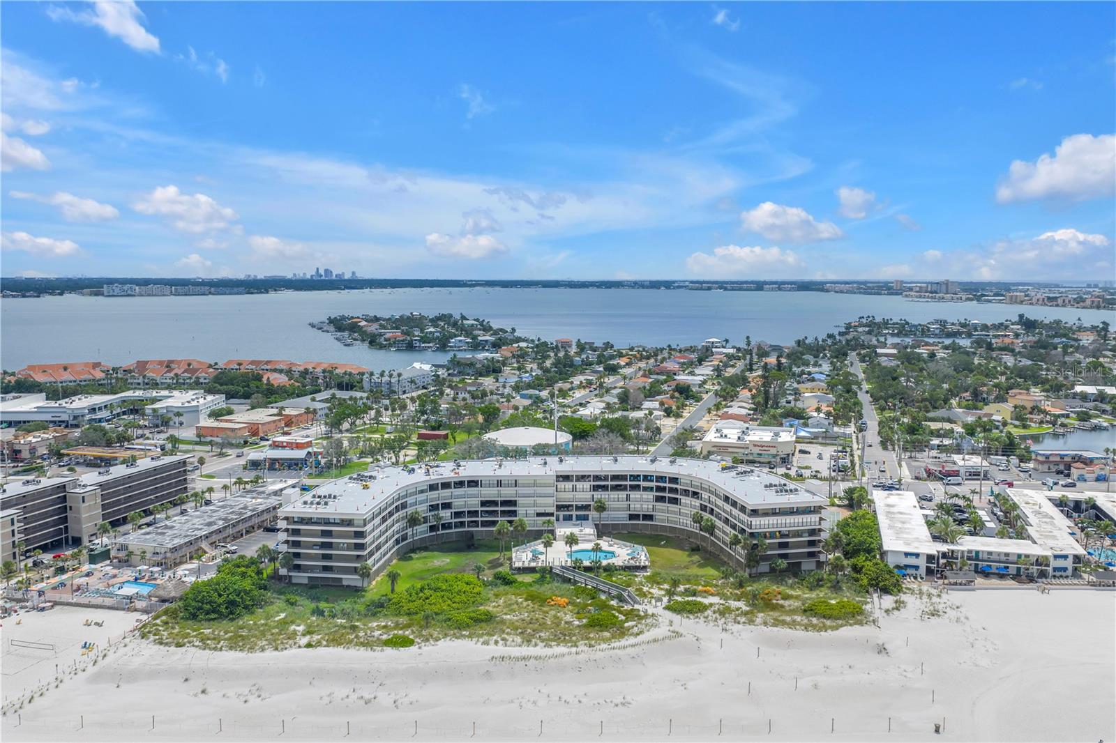 4450 GULF BOULEVARD 405