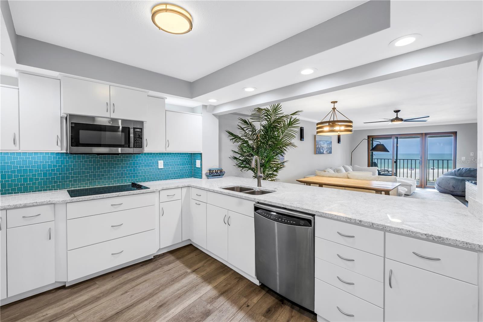 4450 GULF BOULEVARD 405