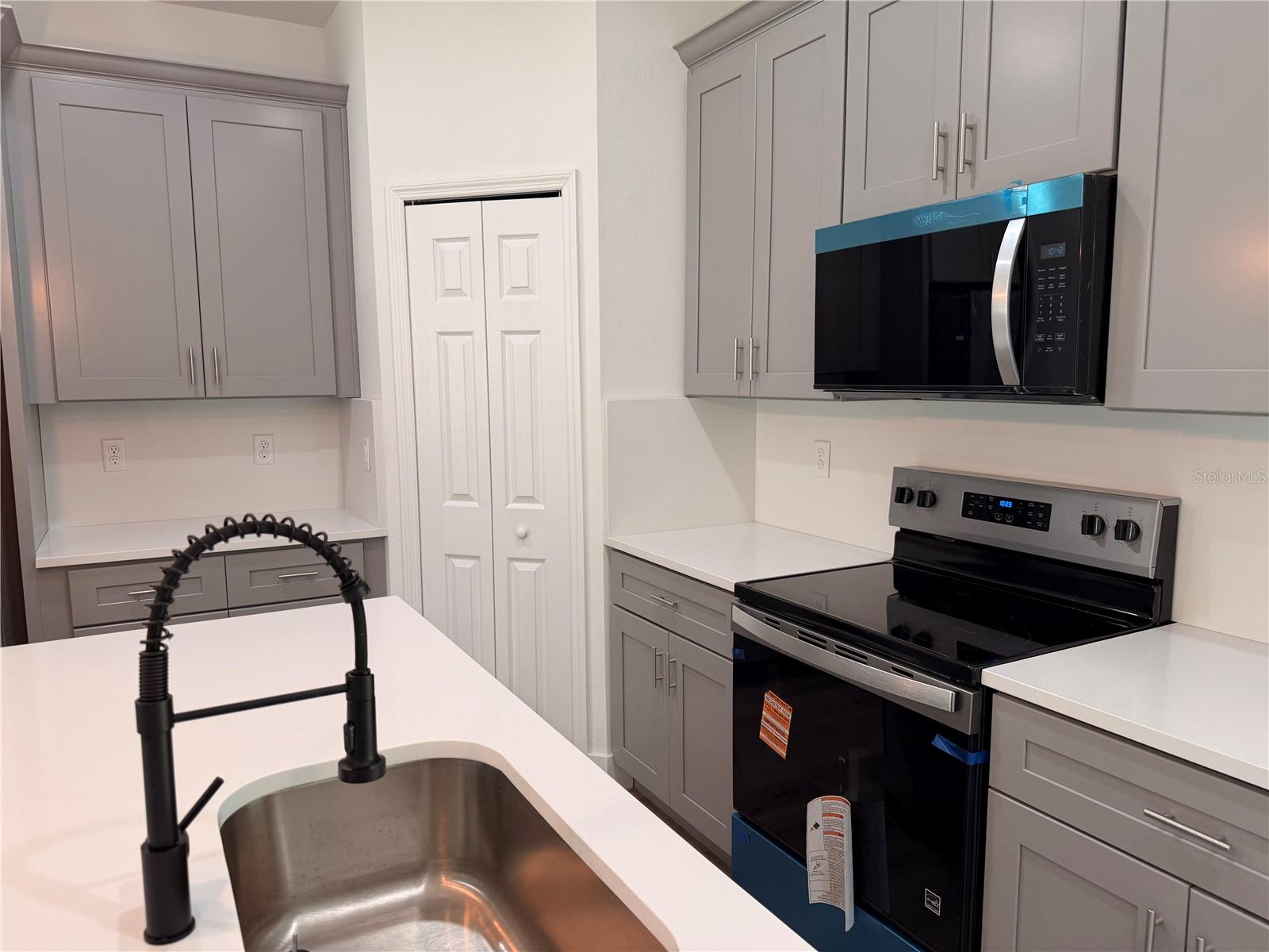 CITRUS SPGS UNIT 06 - Residential