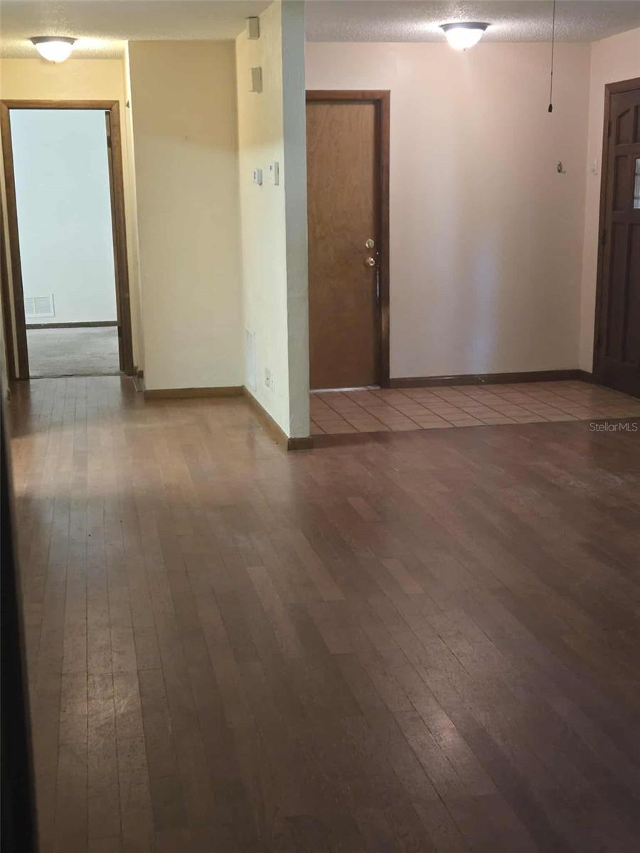 2725 TRAVELERS PALM DRIVE