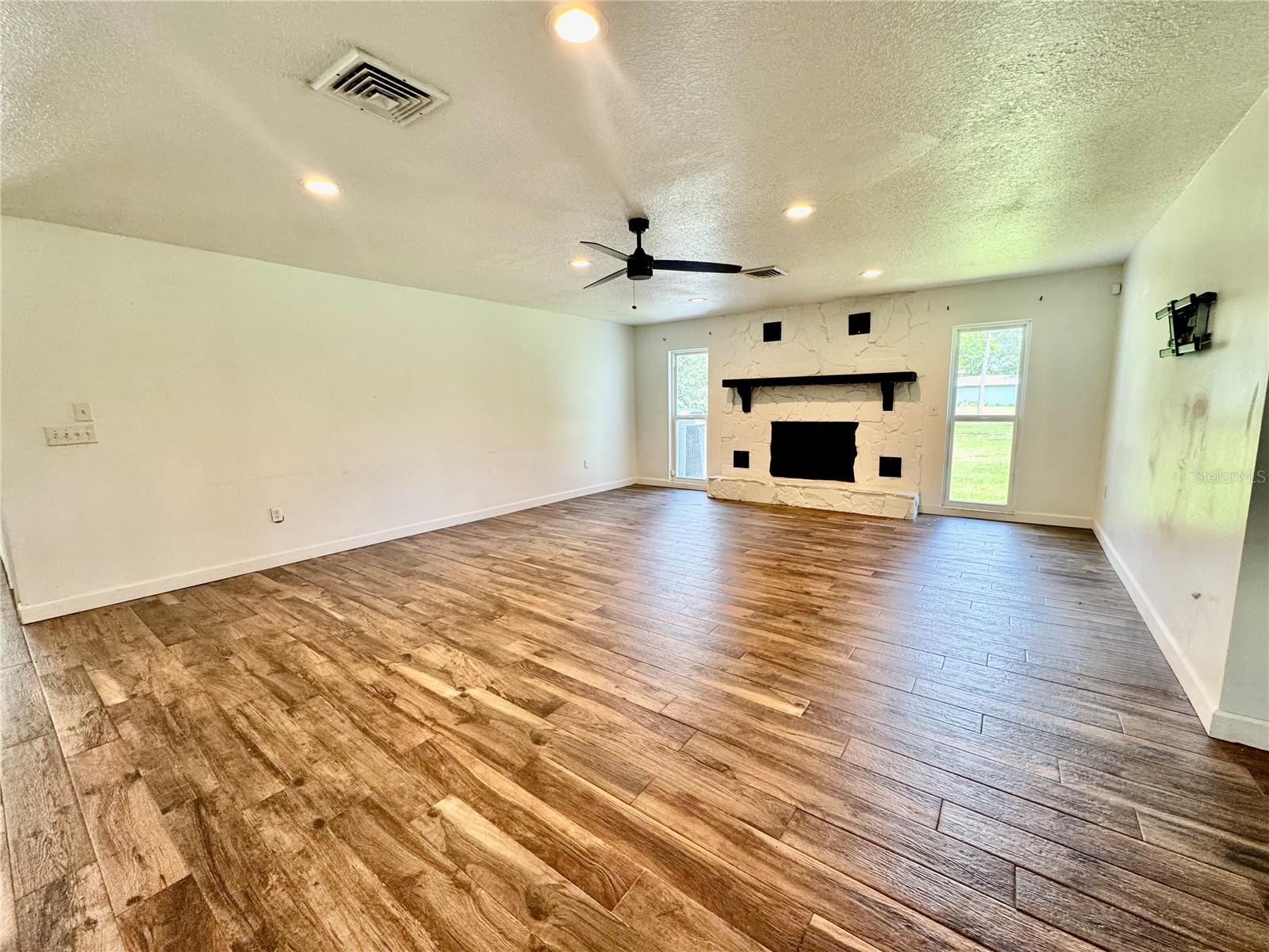 UNPLATTED - Residential