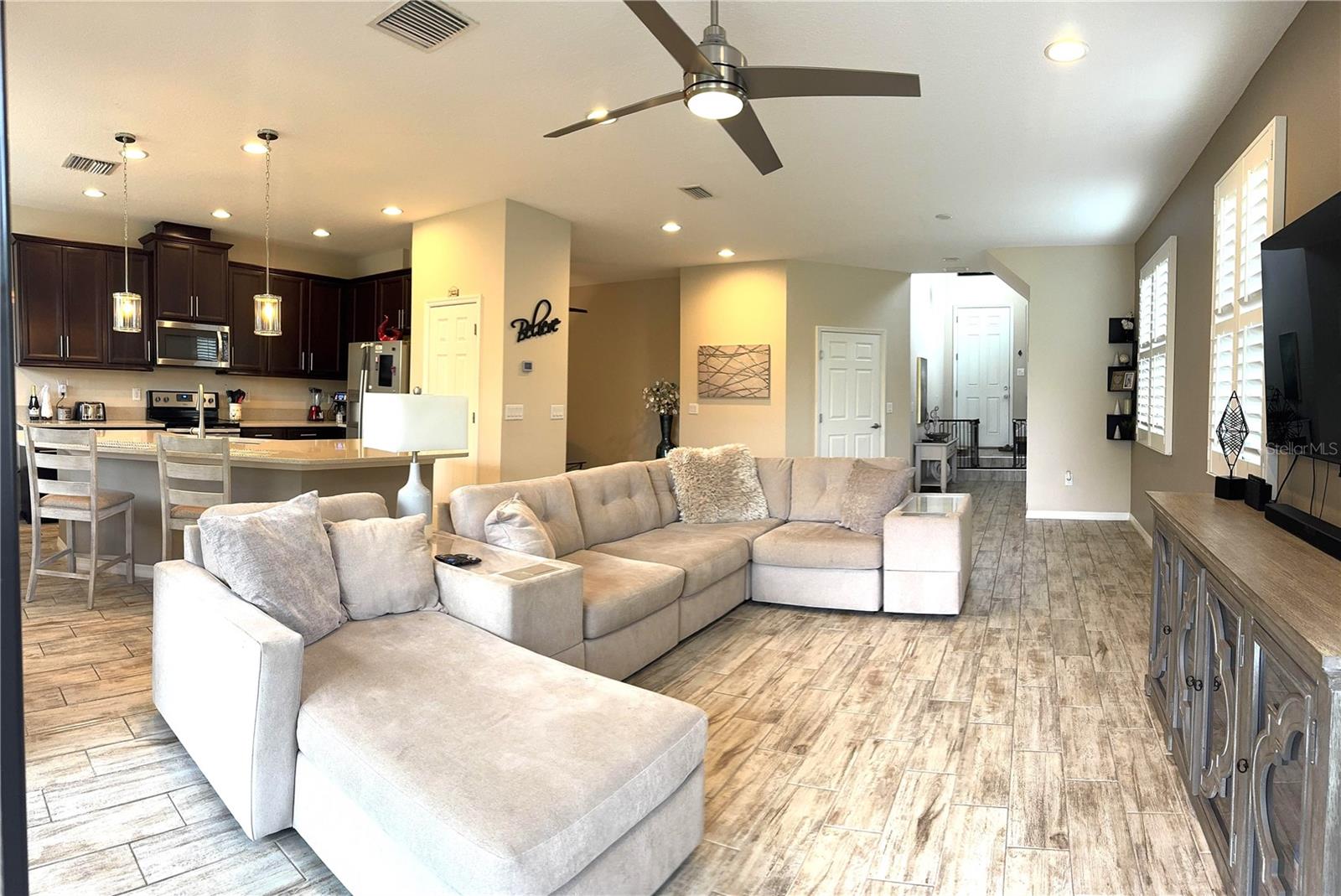 4744 WANDERING WAY