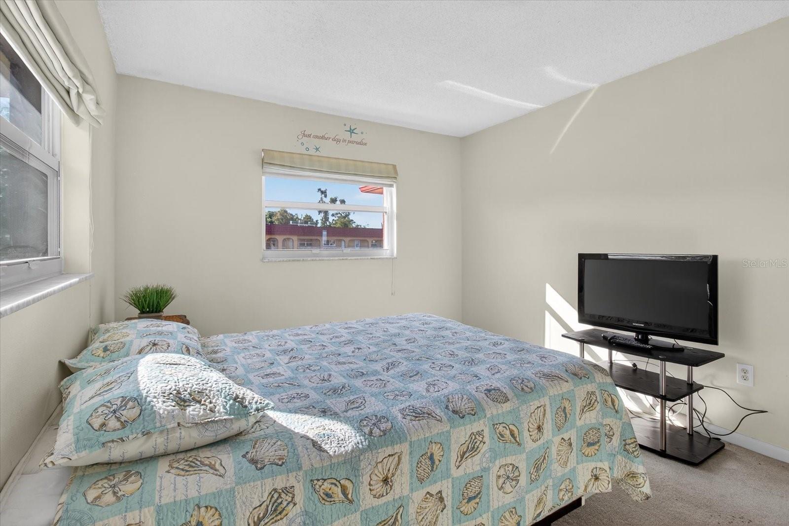 IMPERIAL PARK CO-OP BLDG - Residential