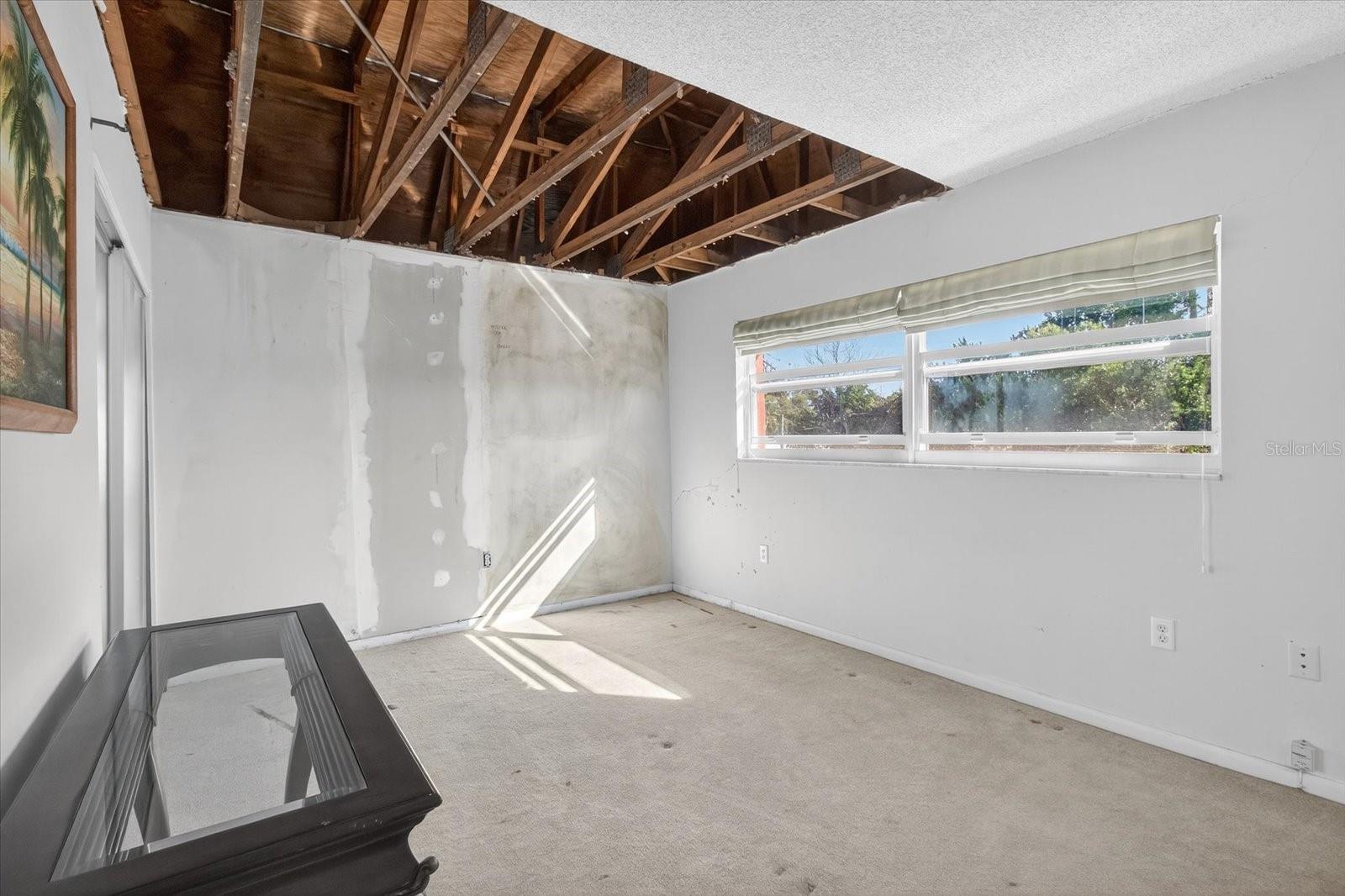 IMPERIAL PARK CO-OP BLDG - Residential