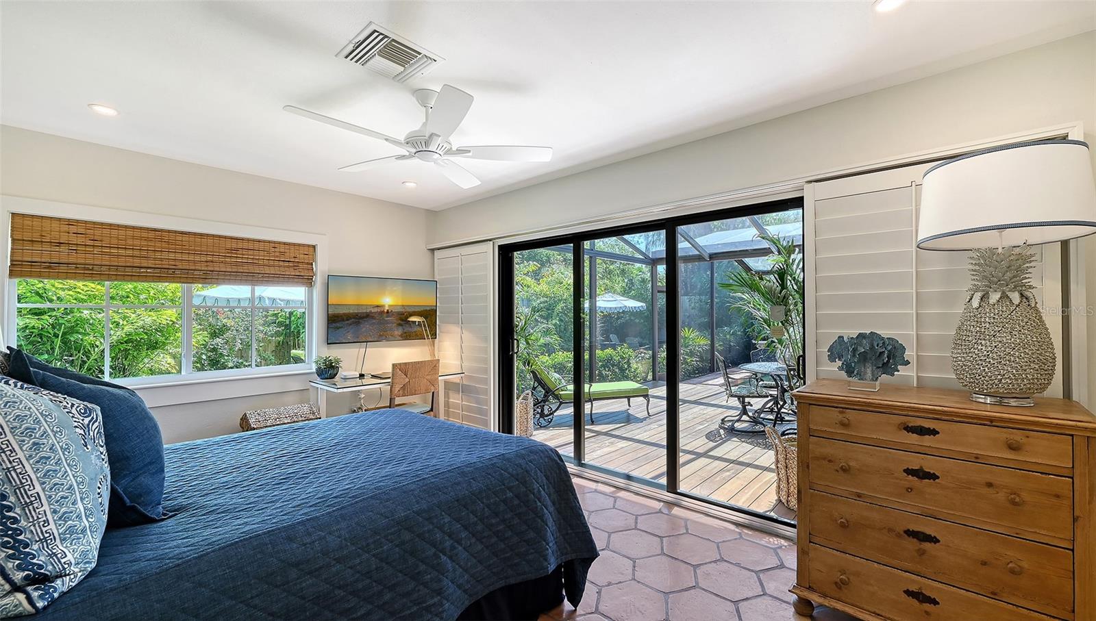 OYSTER BAY ESTATES - Residential