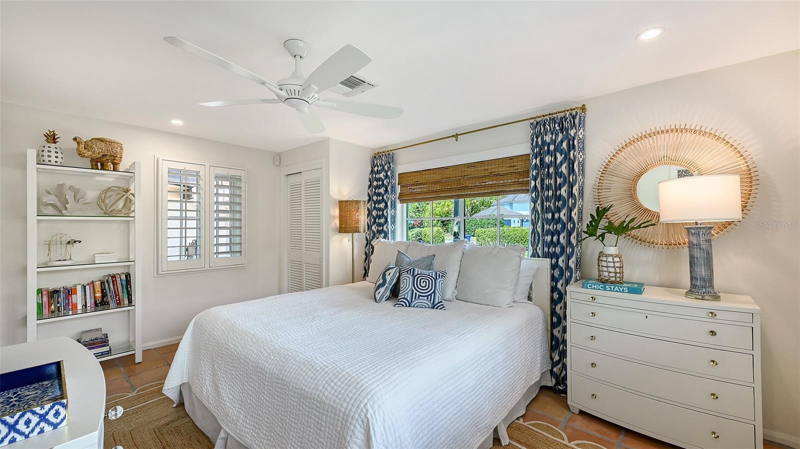 OYSTER BAY ESTATES - Residential