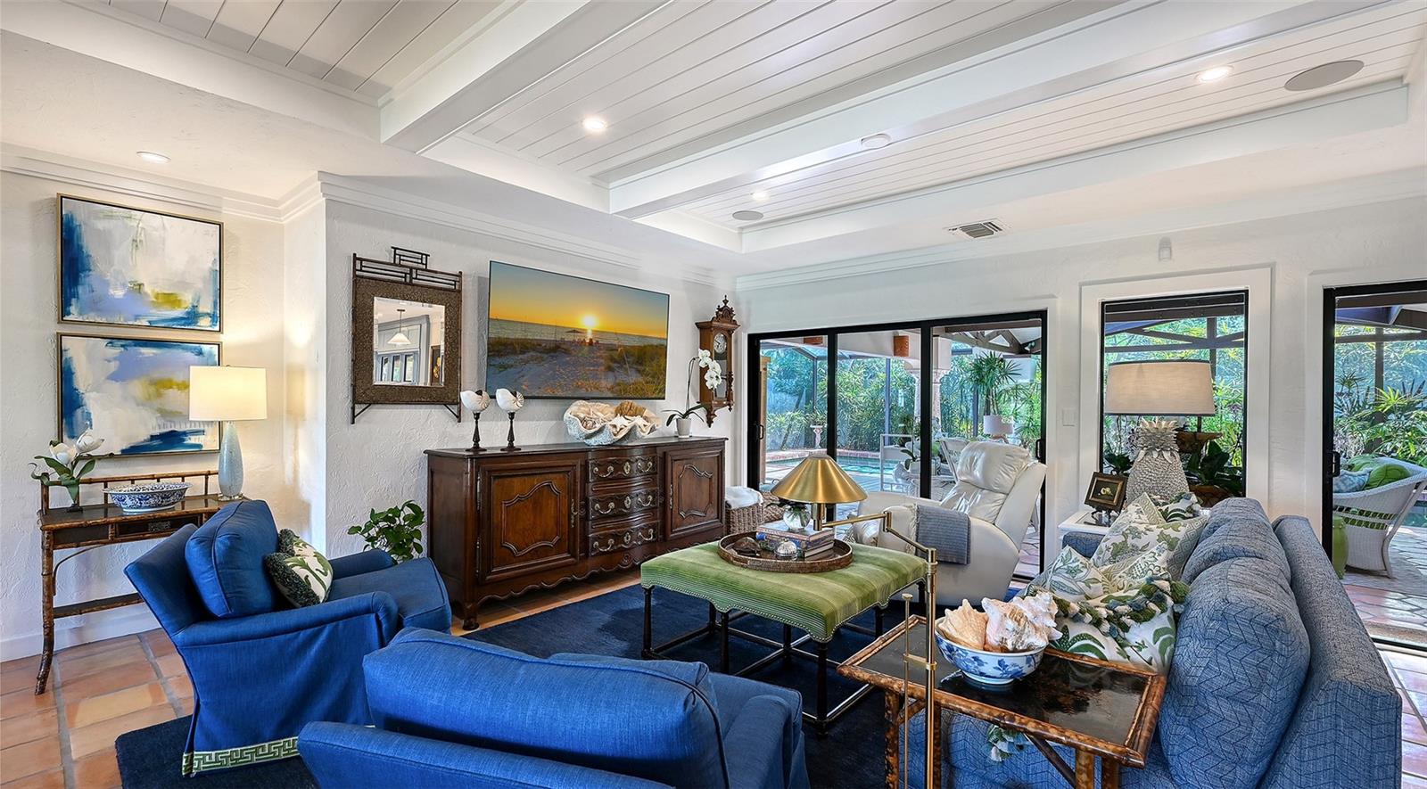 OYSTER BAY ESTATES - Residential