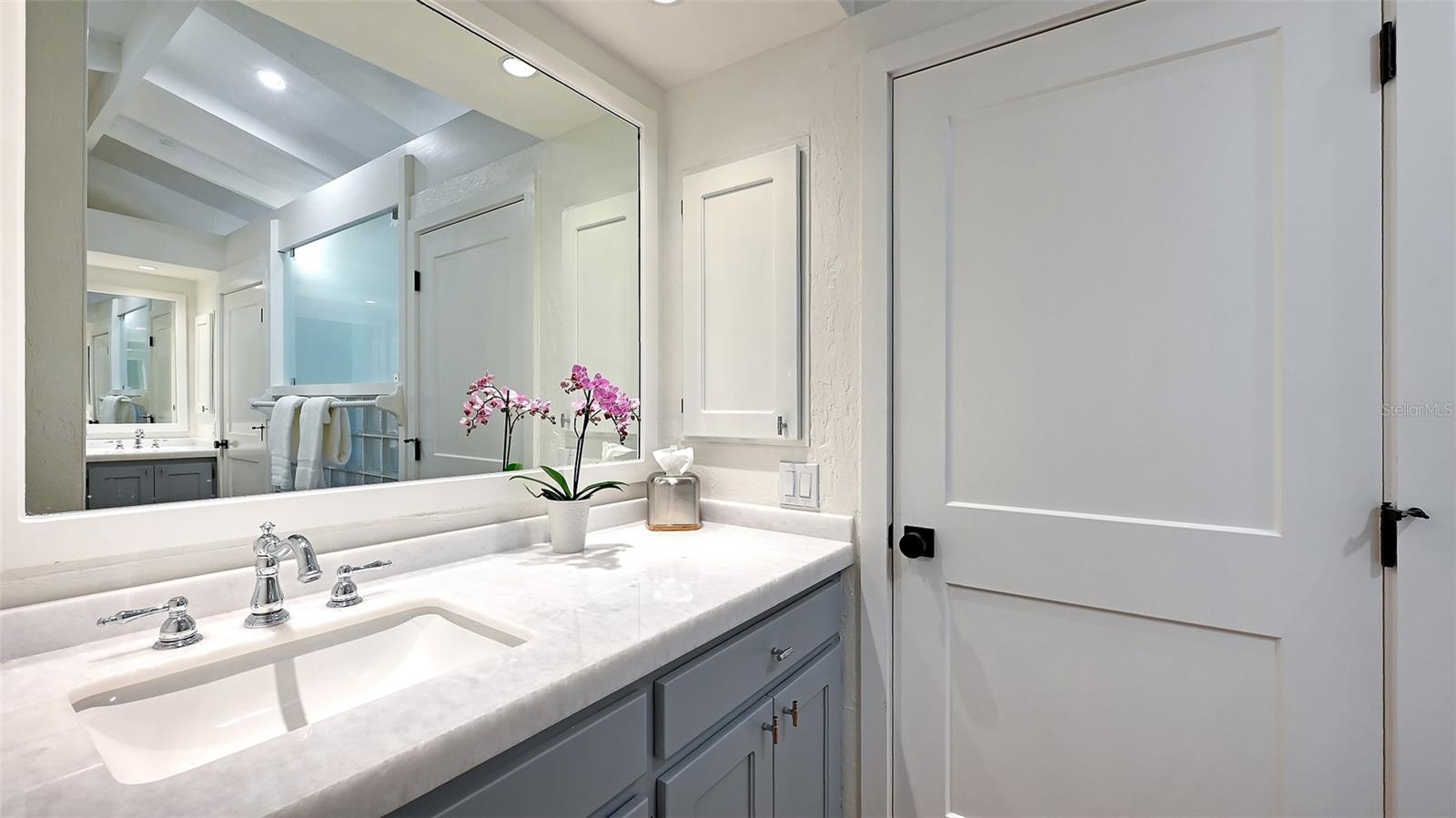 OYSTER BAY ESTATES - Residential