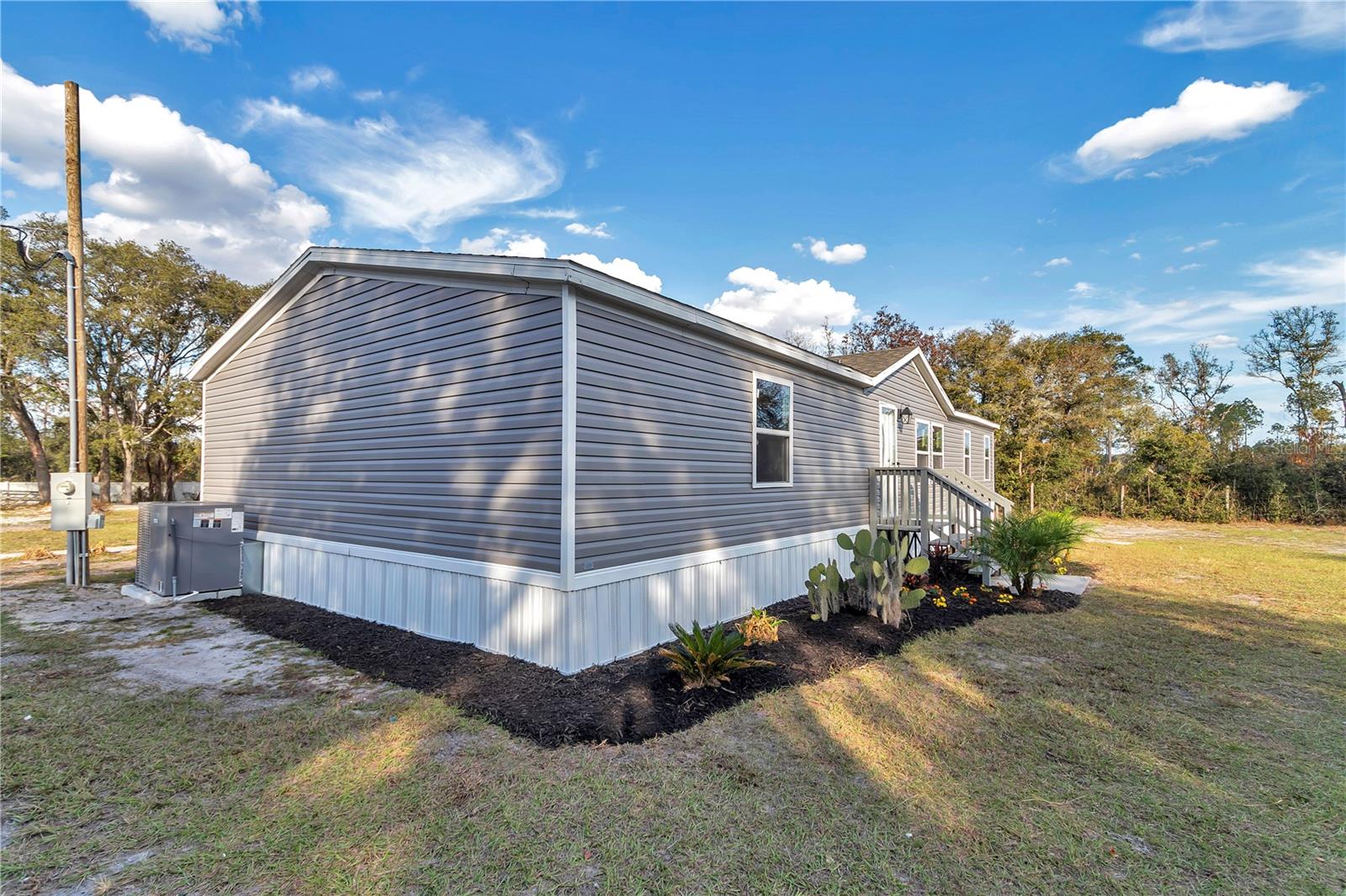 FLORIDA HLNDS - Residential