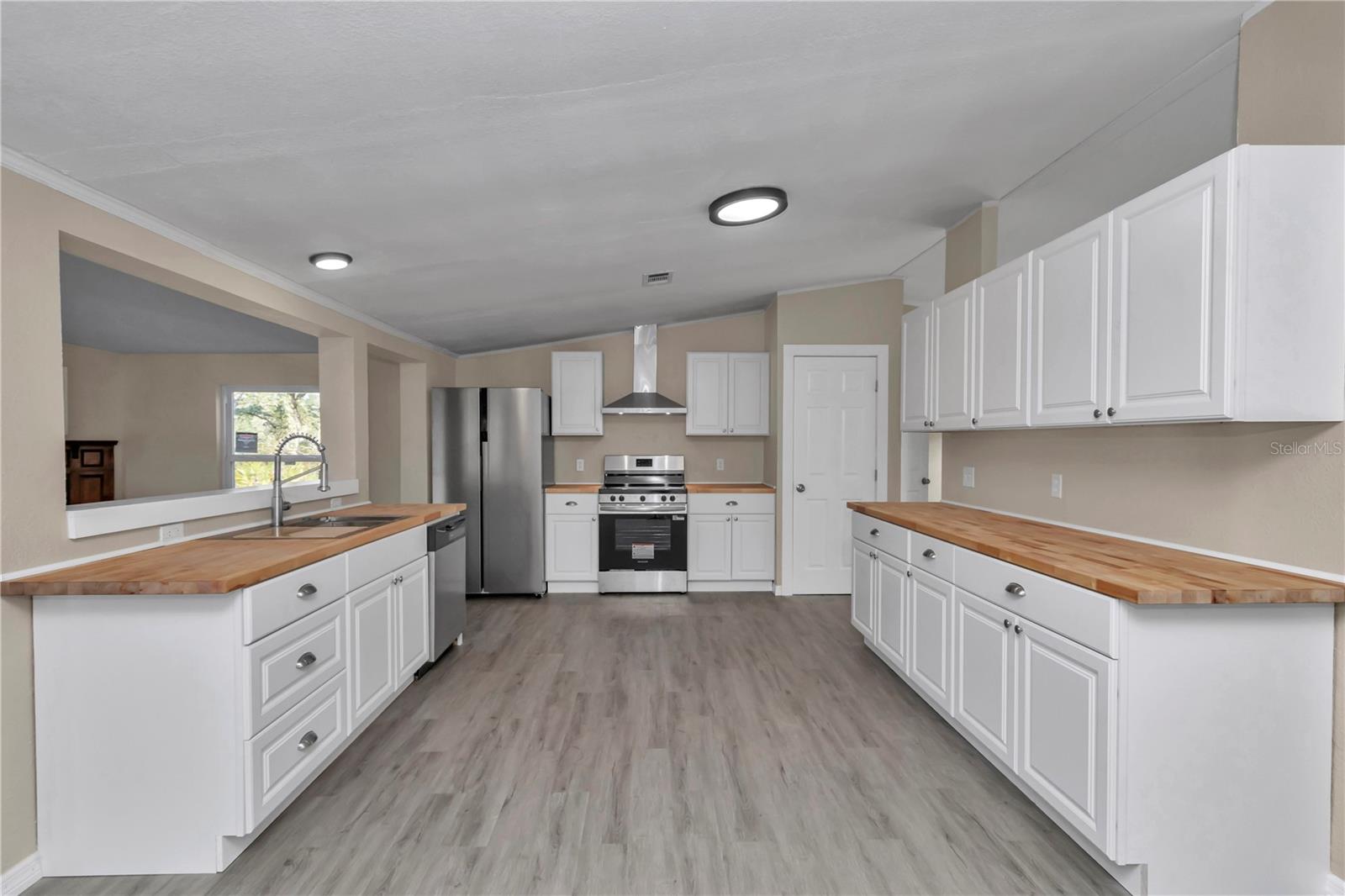 FLORIDA HLNDS - Residential