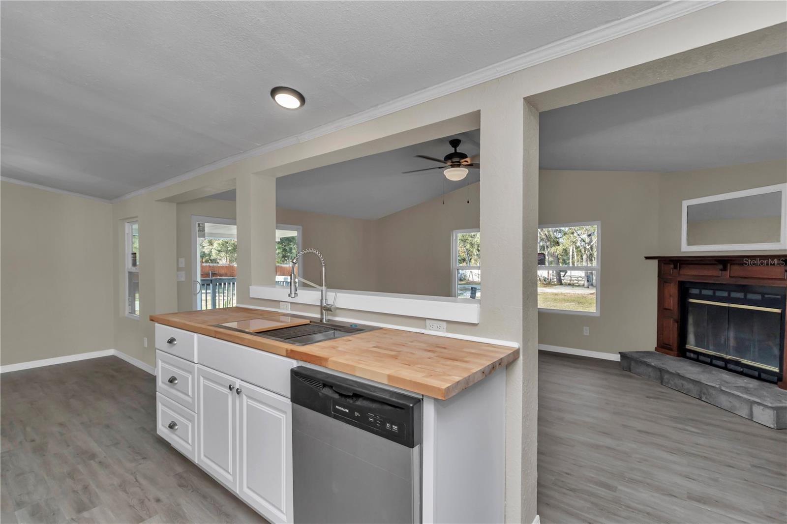 FLORIDA HLNDS - Residential