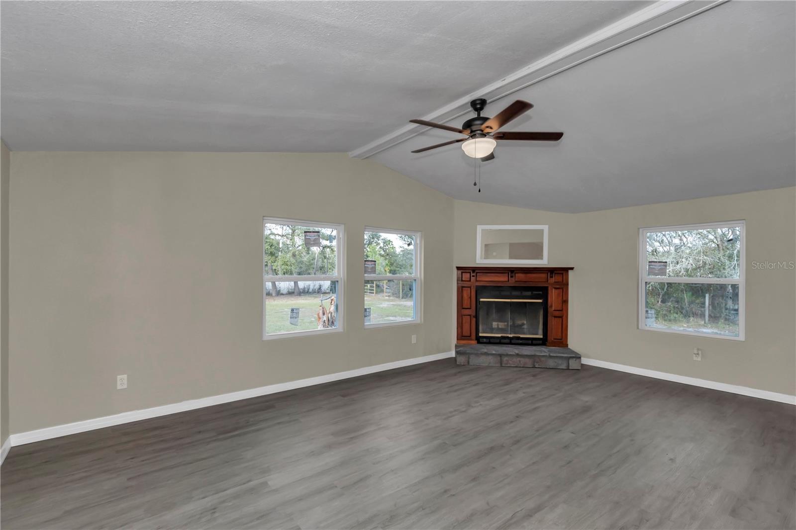 FLORIDA HLNDS - Residential