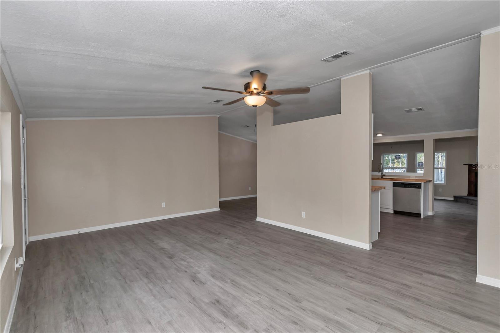 FLORIDA HLNDS - Residential