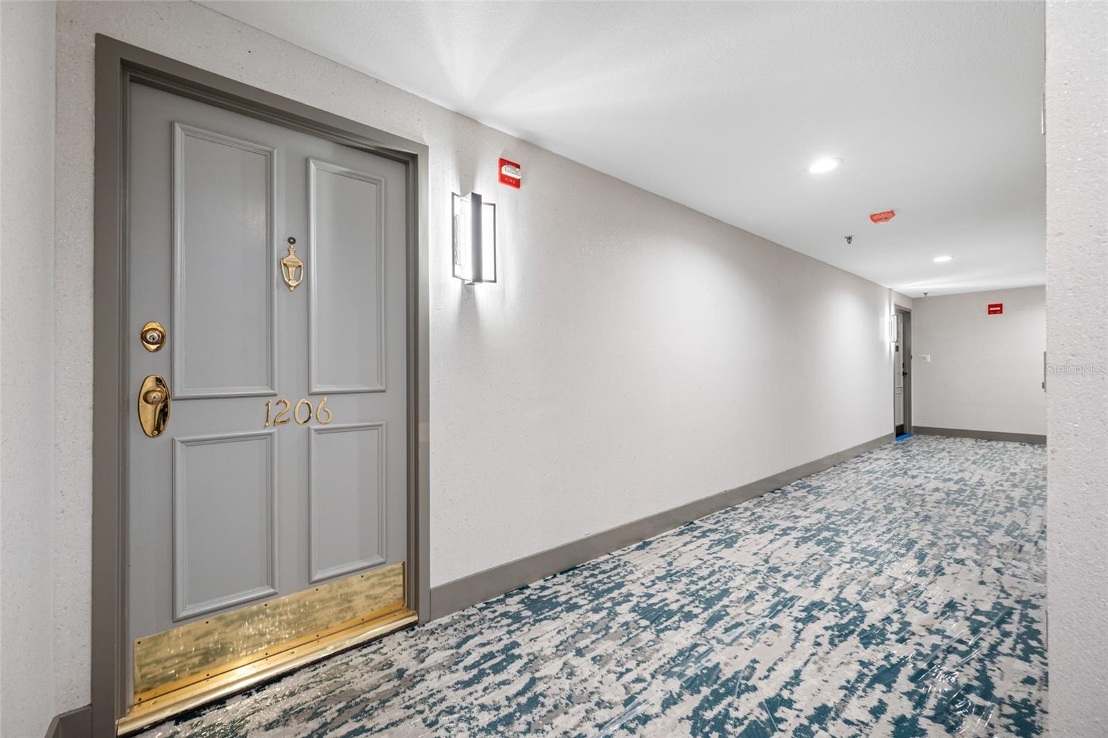 7600 BAYSHORE DRIVE 1206
