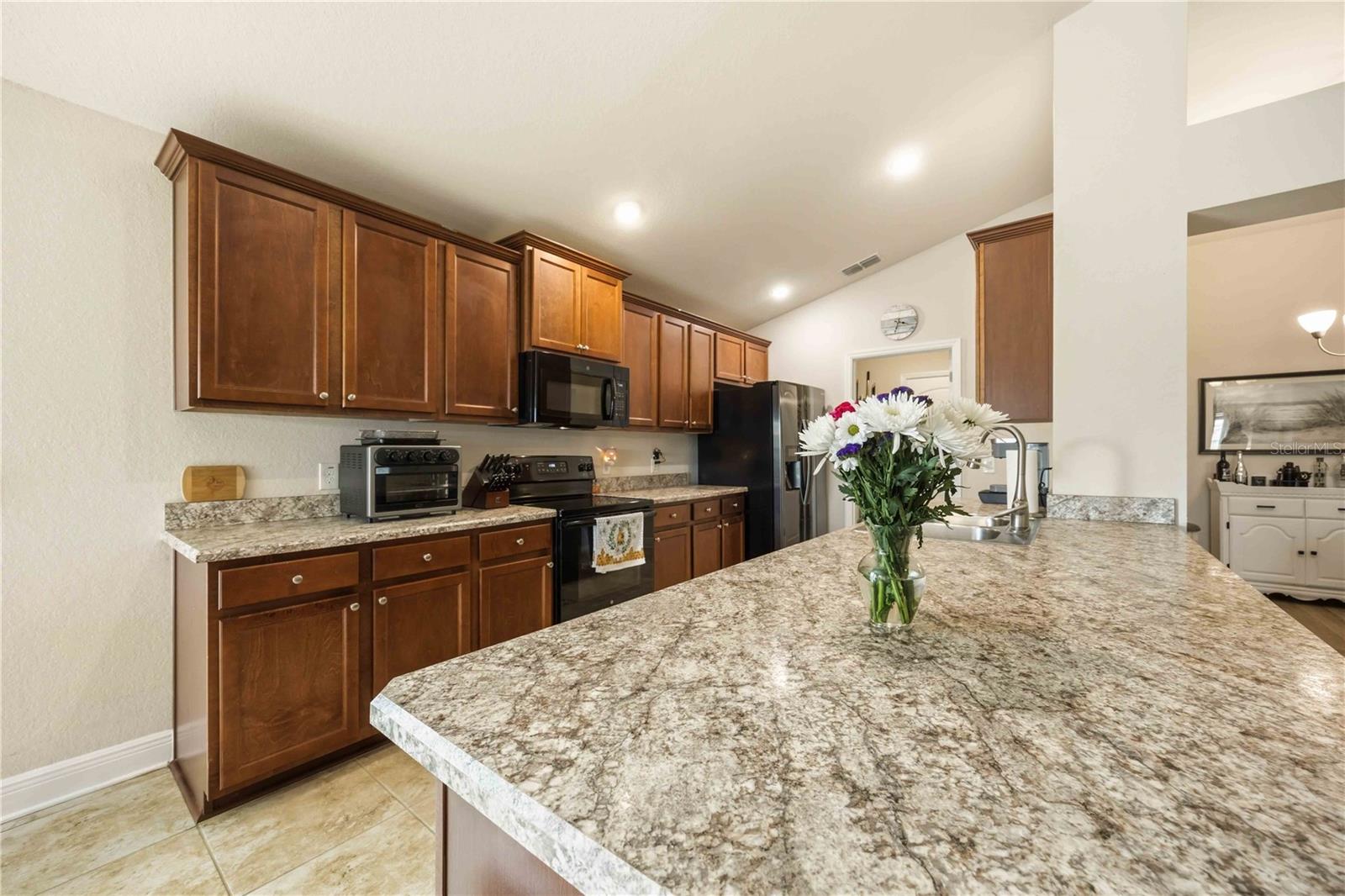 RIDGE/HLND MDWS - Residential