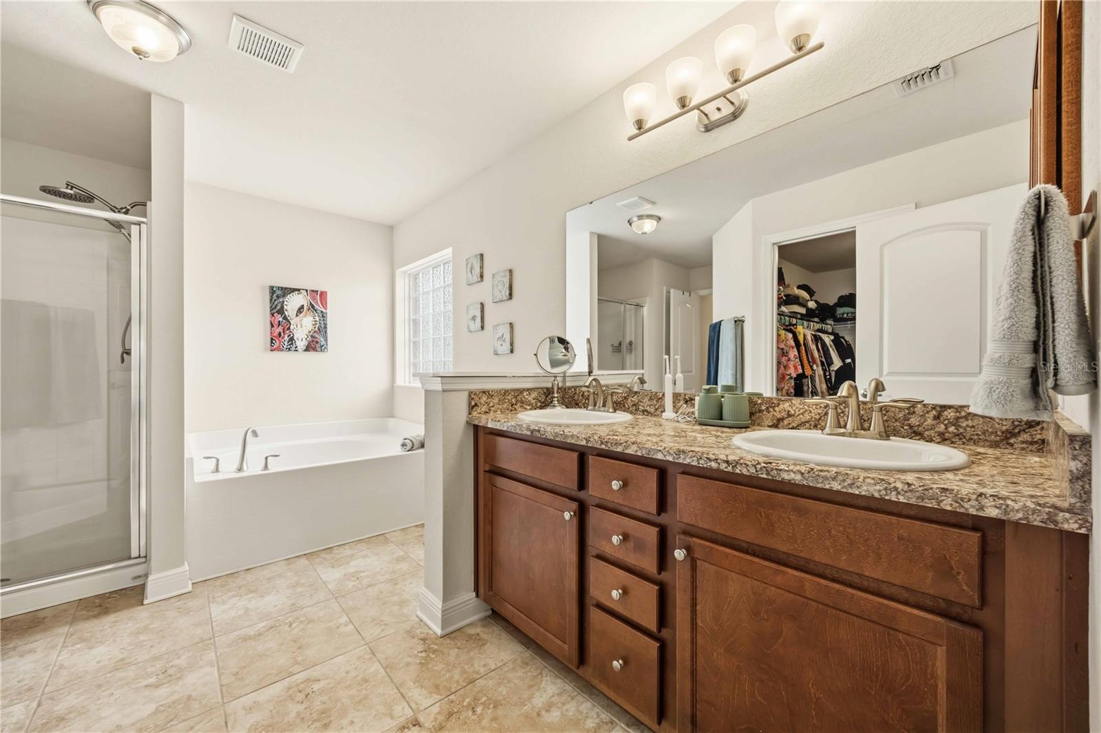 RIDGE/HLND MDWS - Residential