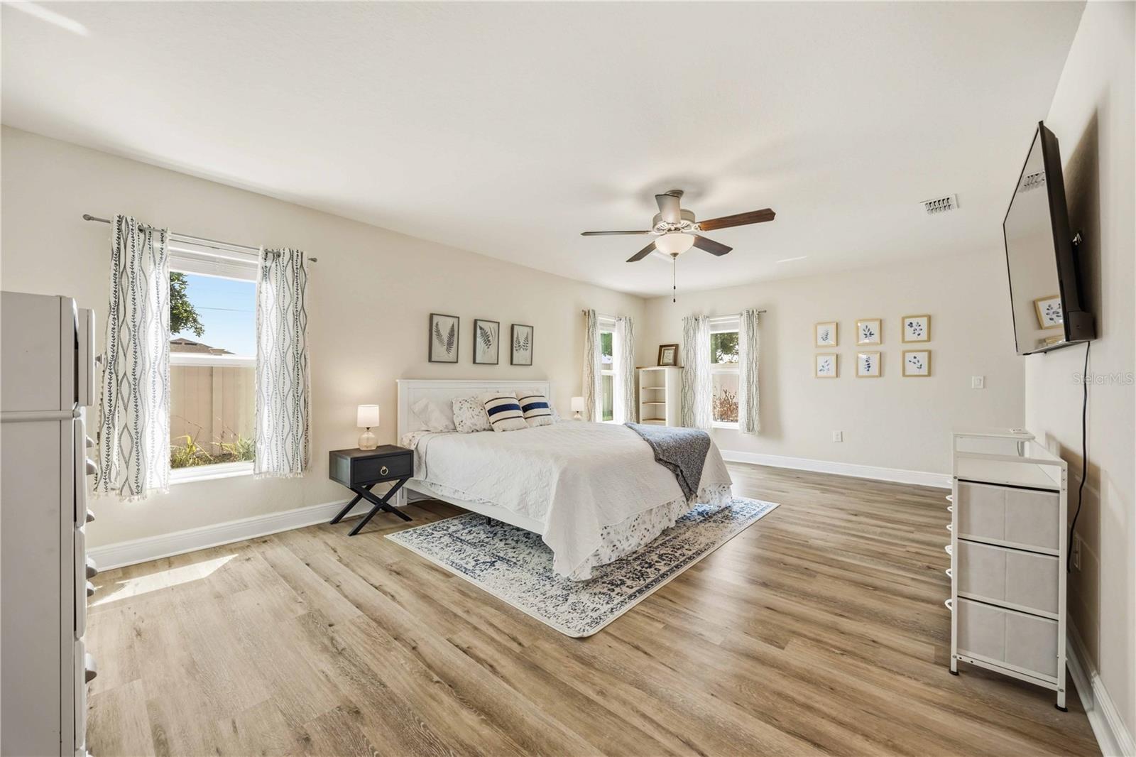 RIDGE/HLND MDWS - Residential