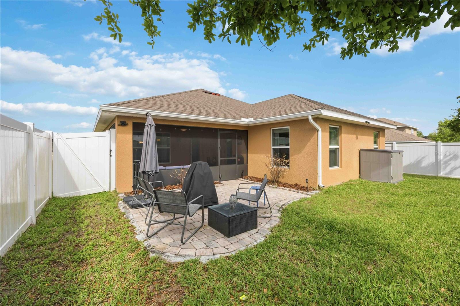 RIDGE/HLND MDWS - Residential