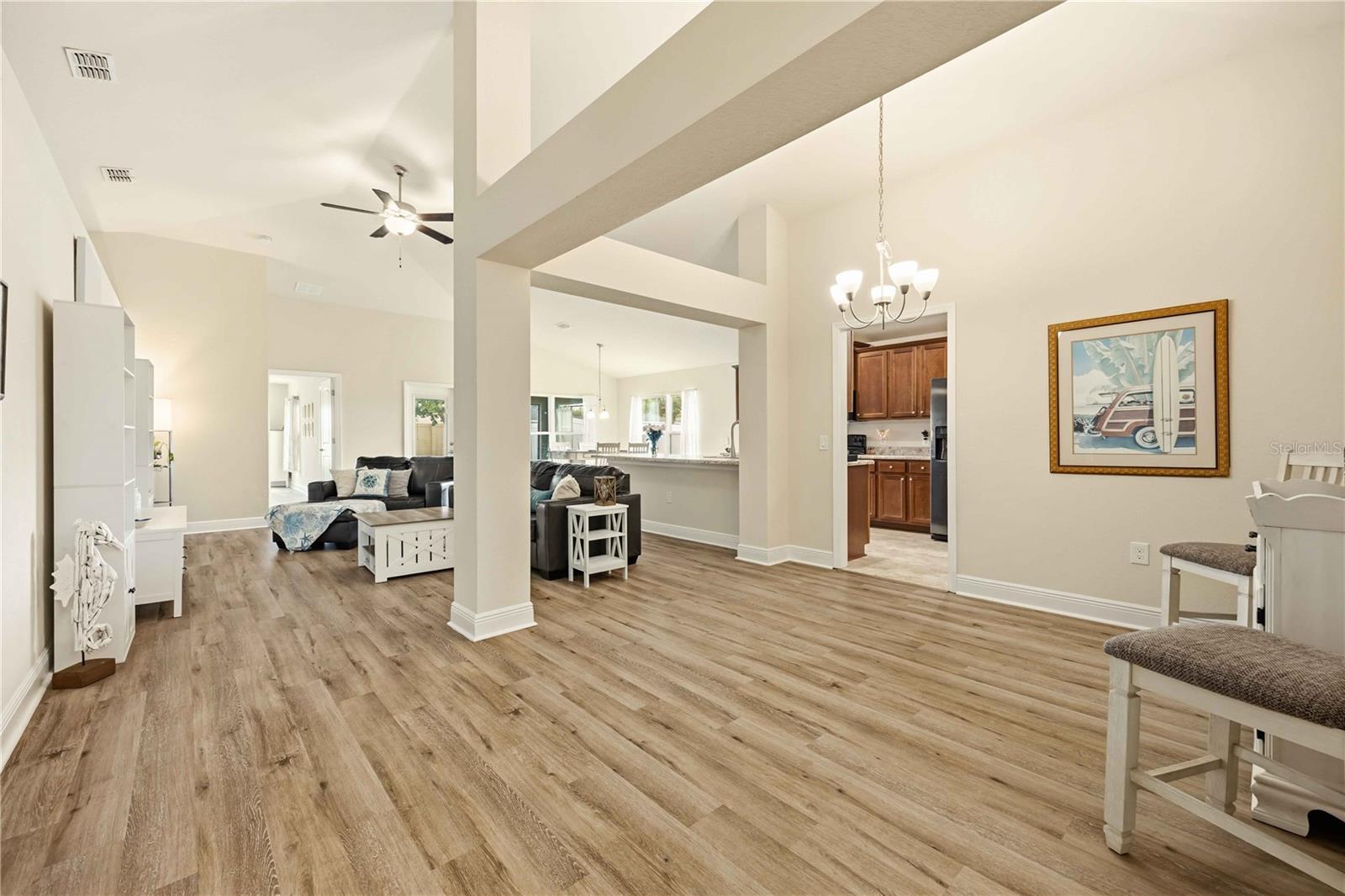 RIDGE/HLND MDWS - Residential