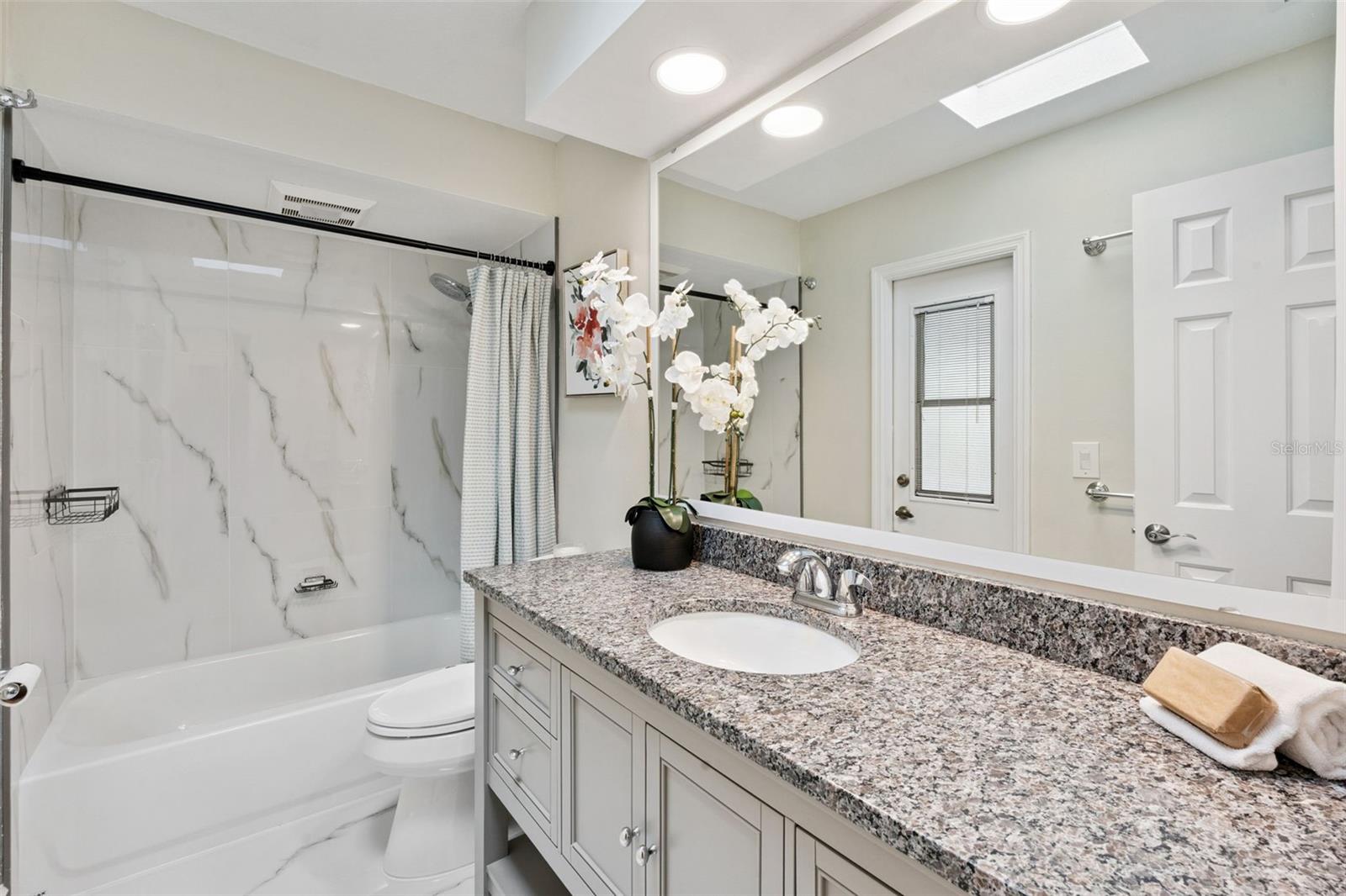 WILLOWWOOD - Residential