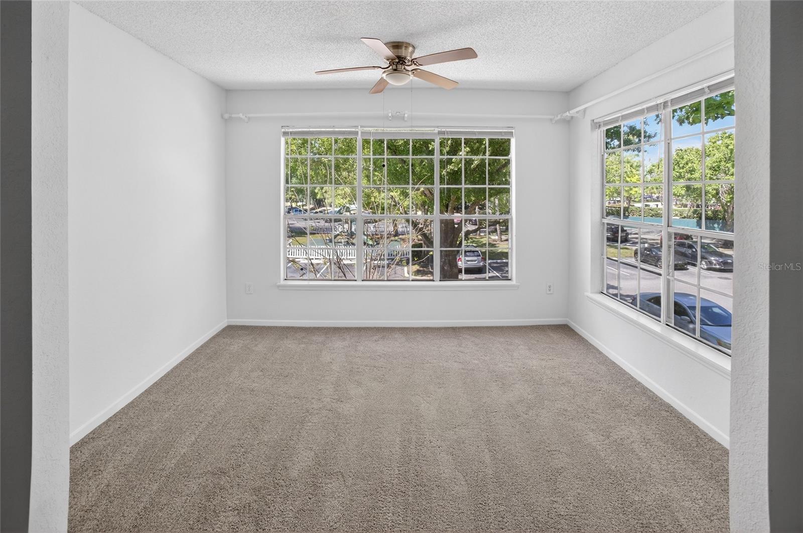 PLANTATION PARK PRIVATE RESIDENCE - Residential