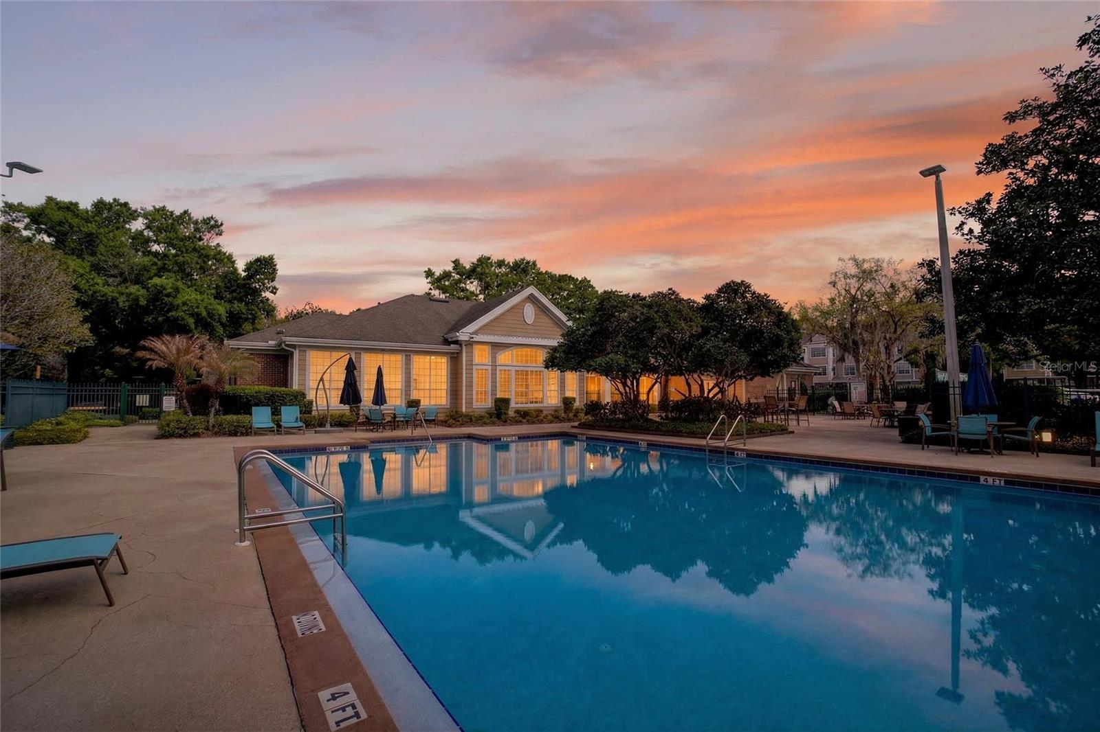 PLANTATION PARK PRIVATE RESIDENCE - Residential