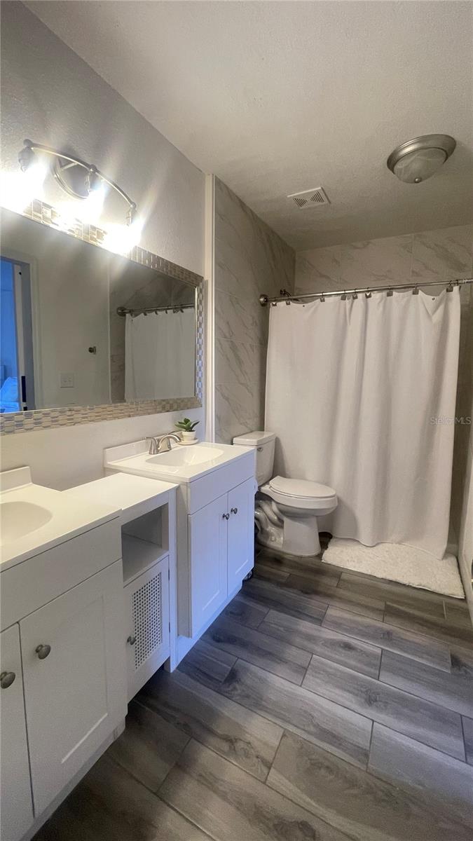 HIDDEN CREEK CONDO - Residential Lease