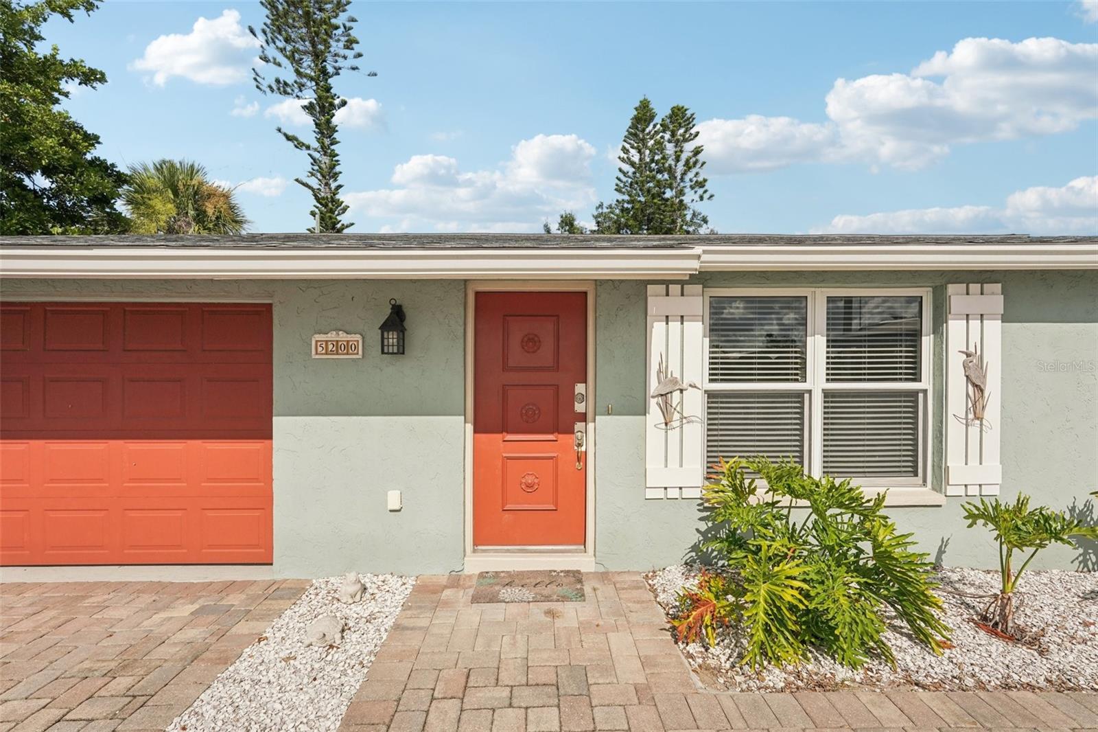 5200 STATE ROAD 776