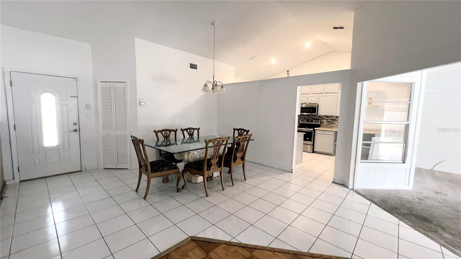 BVL UNIT 11 3RD ADD - Residential