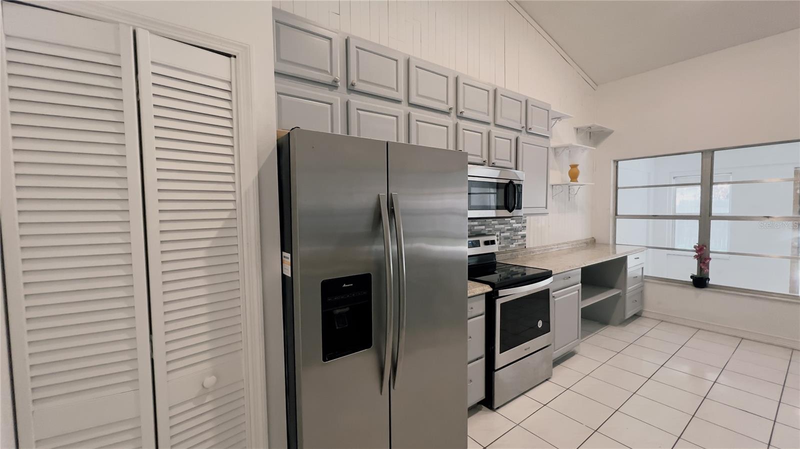 BVL UNIT 11 3RD ADD - Residential