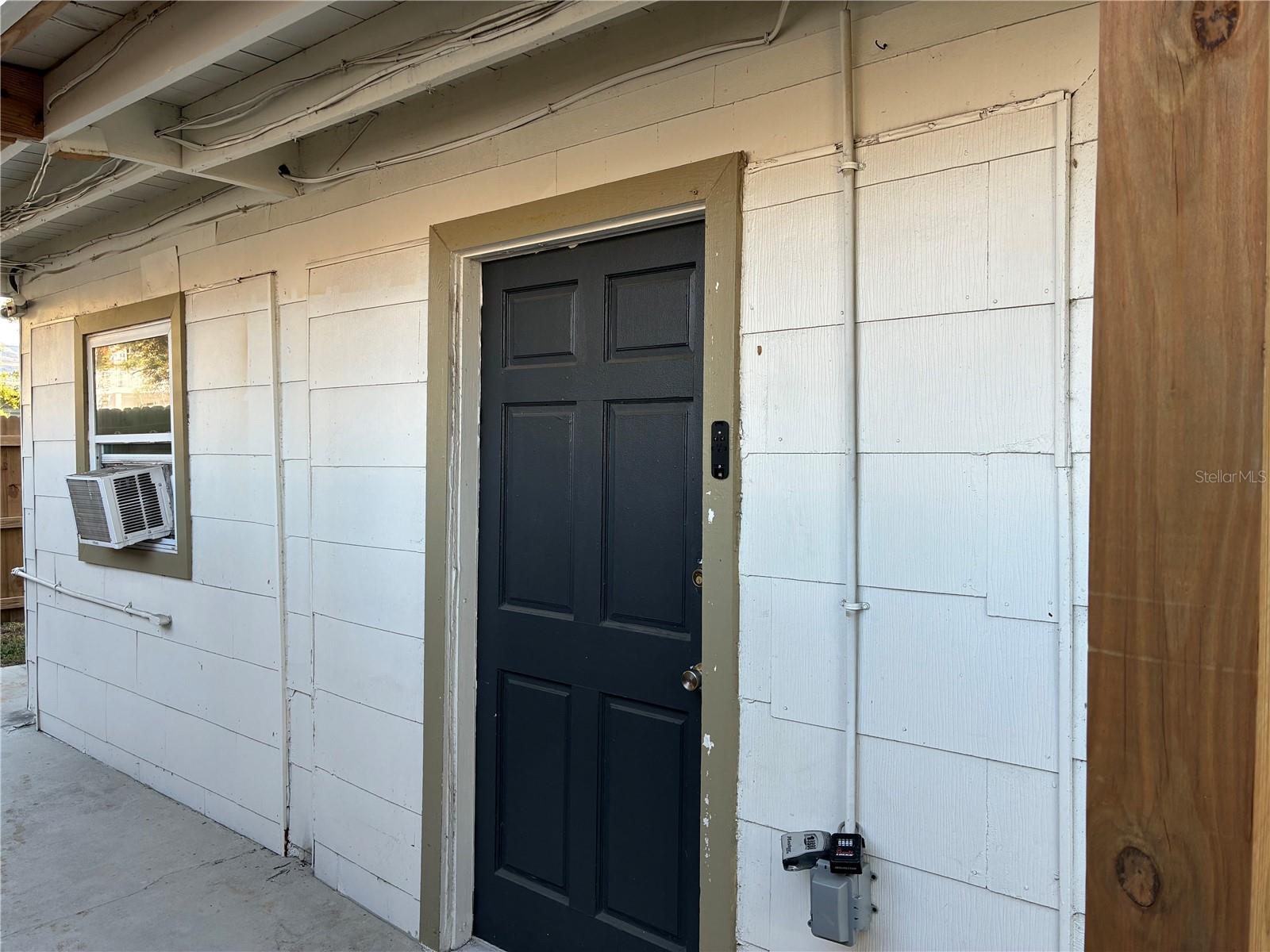 WEST CENTRAL AVE RESUB - Residential Lease