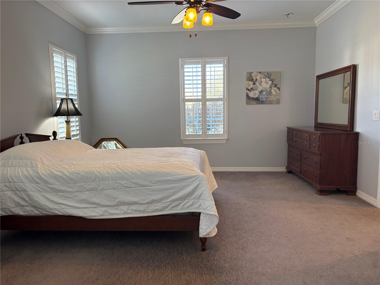 EDGEWATER MANOR - Residential