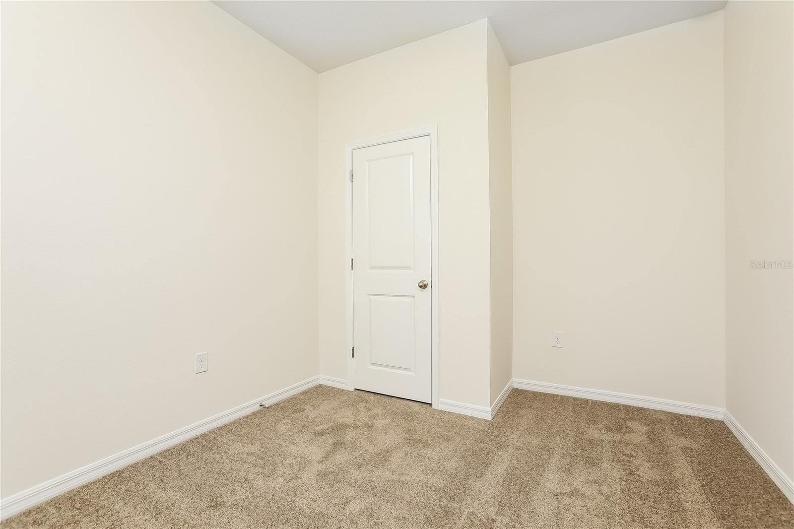 COASTAL WOODS UN B1 - Residential Lease