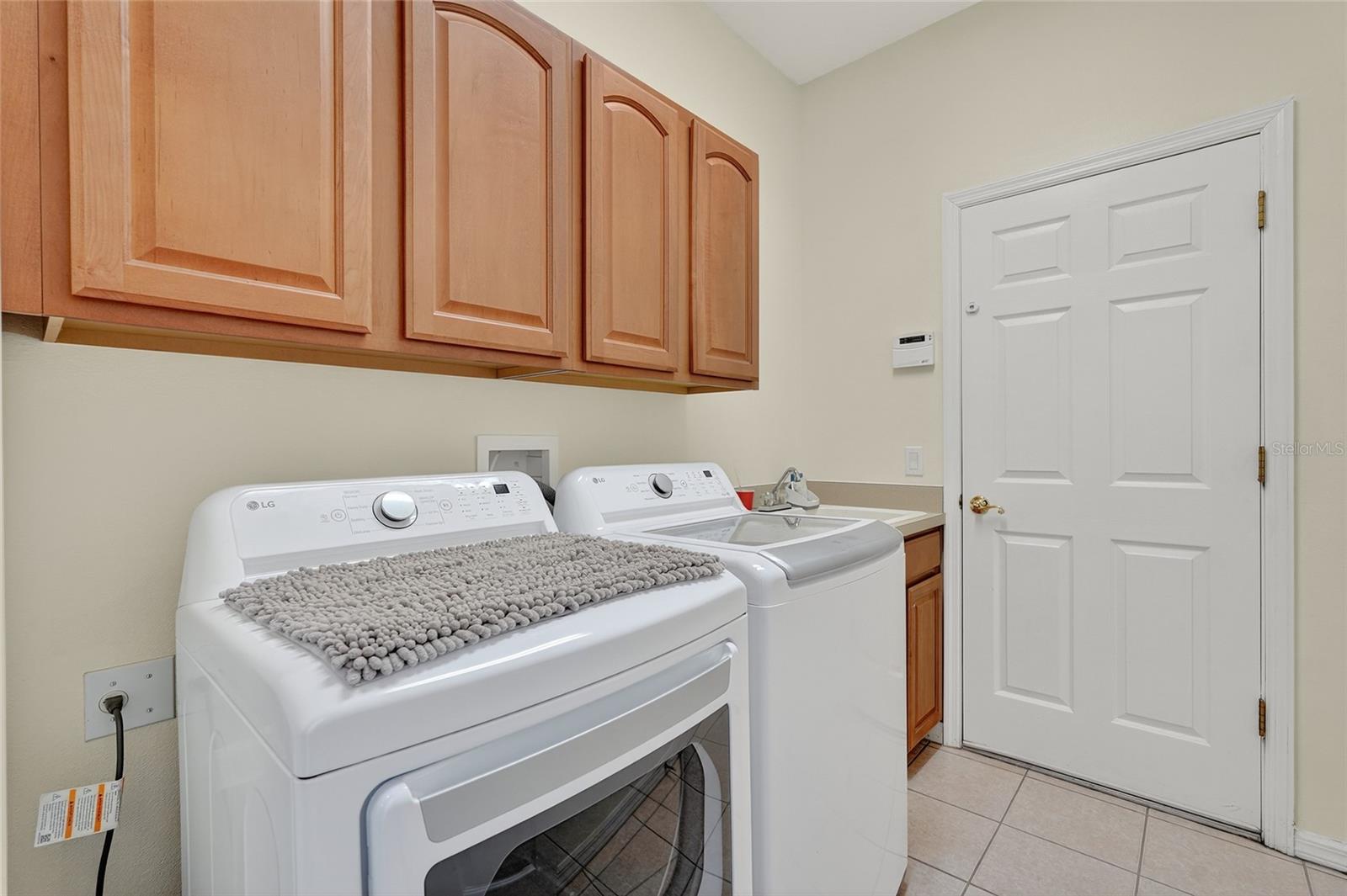 EDGEWATER VILLAGE SUBPHASE A - Residential