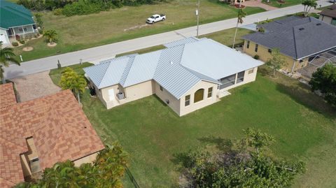 A home in PUNTA GORDA