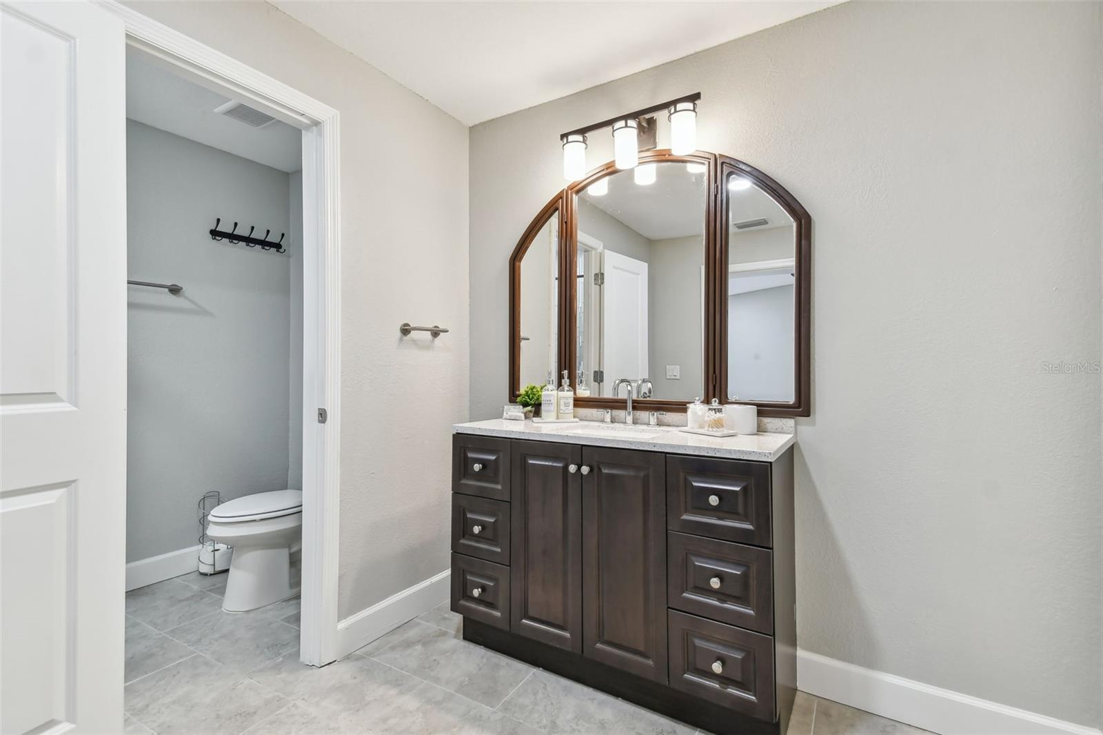 TEMPLE TERRACE RIVERSIDE SUBDI - Residential