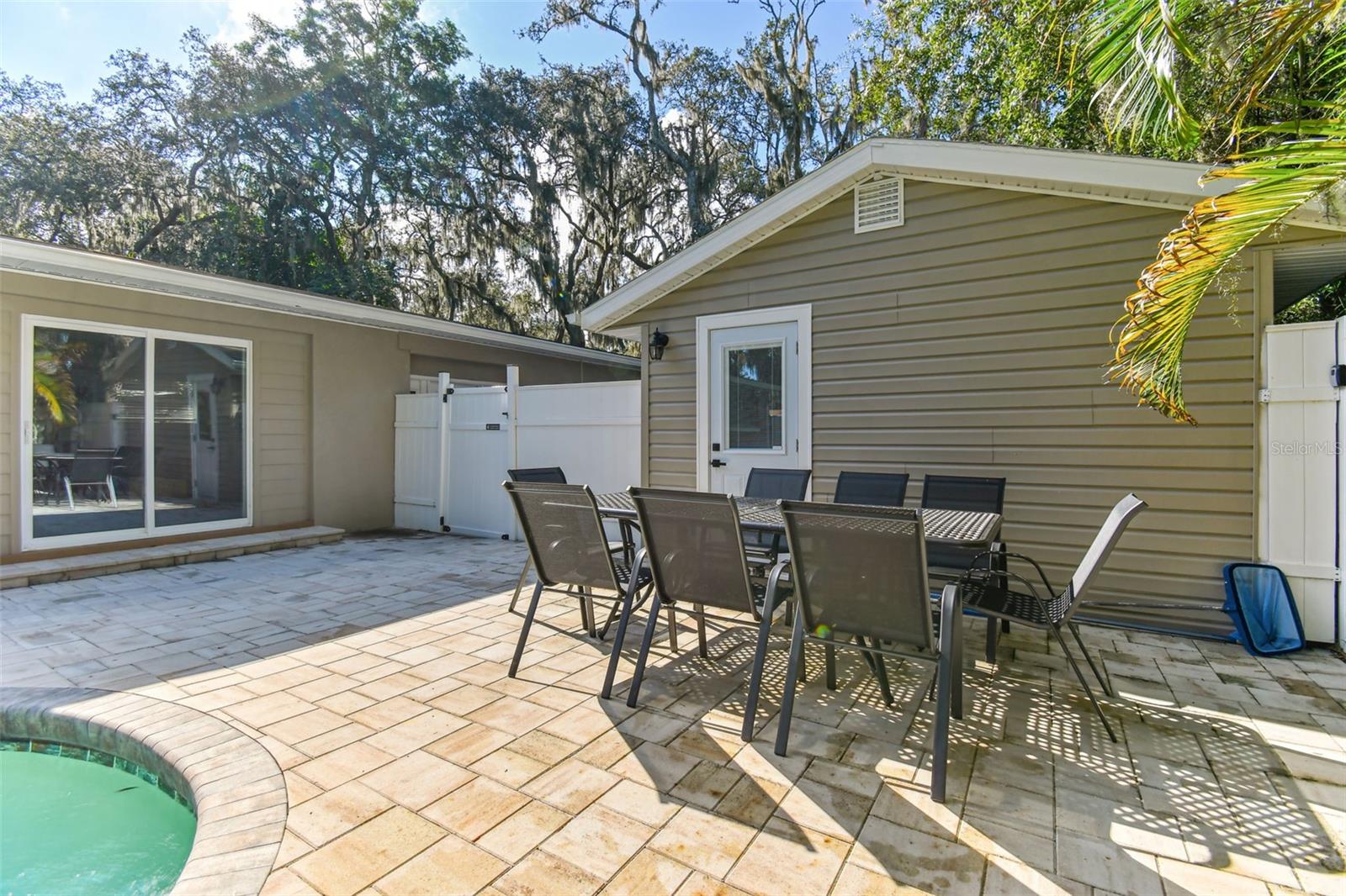 TEMPLE TERRACE RIVERSIDE SUBDI - Residential