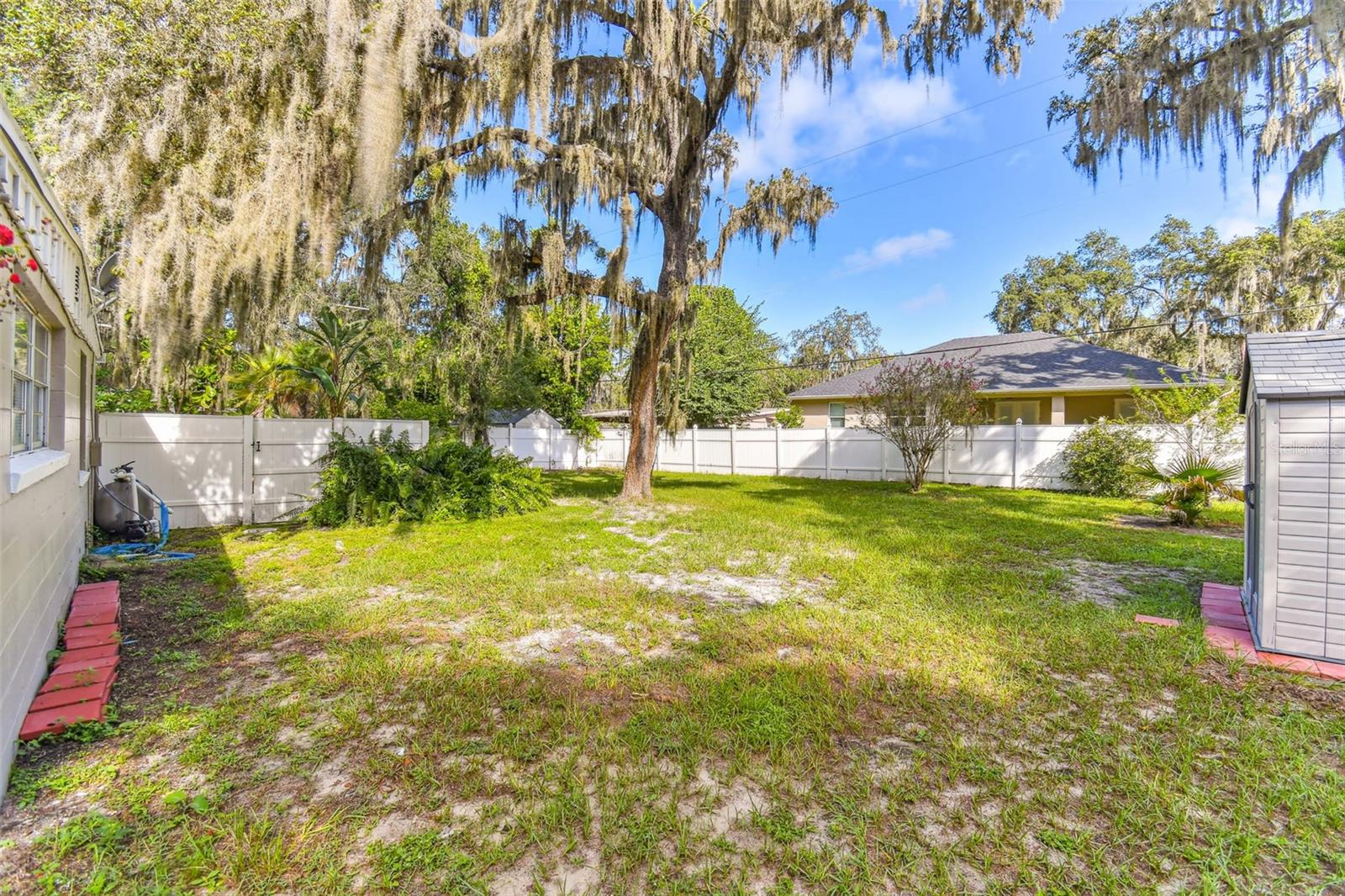 TEMPLE TERRACE RIVERSIDE SUBDI - Residential