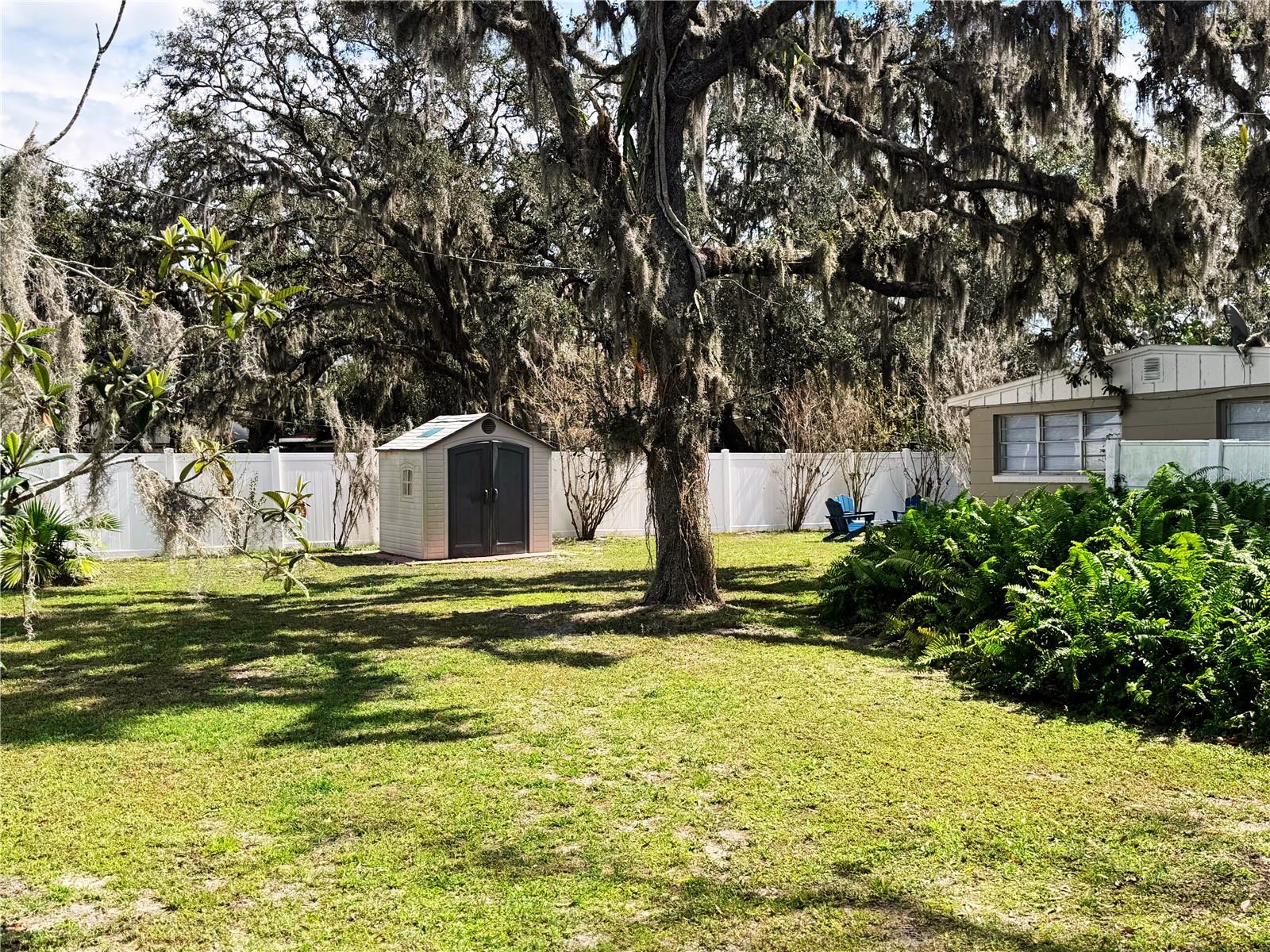 TEMPLE TERRACE RIVERSIDE SUBDI - Residential