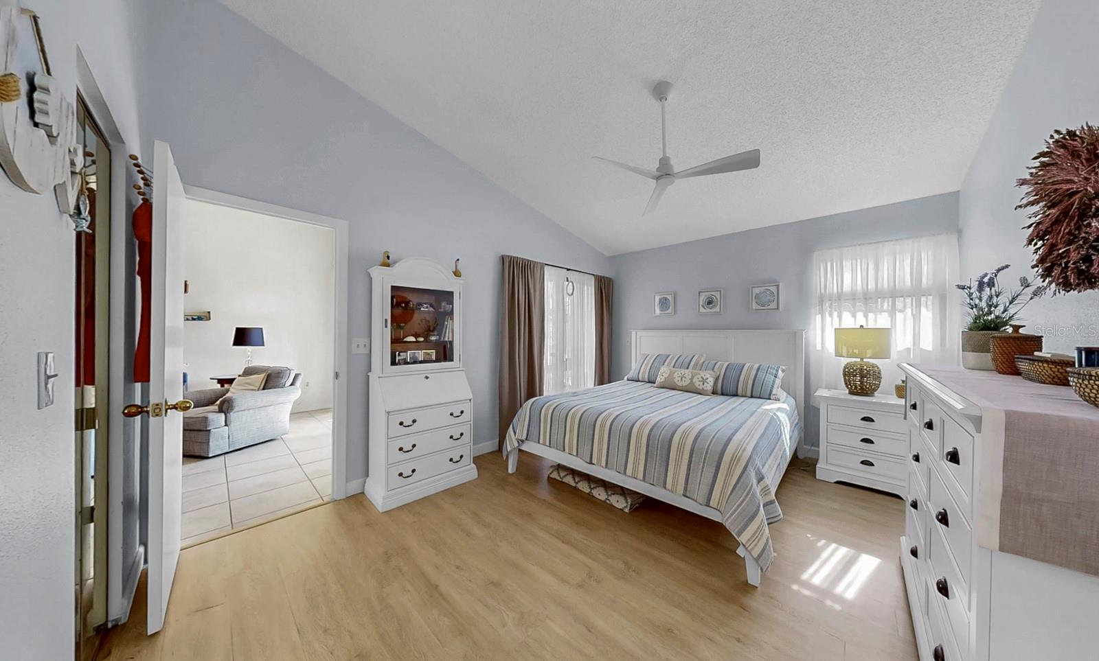 FORTY-THREE WEST - Residential