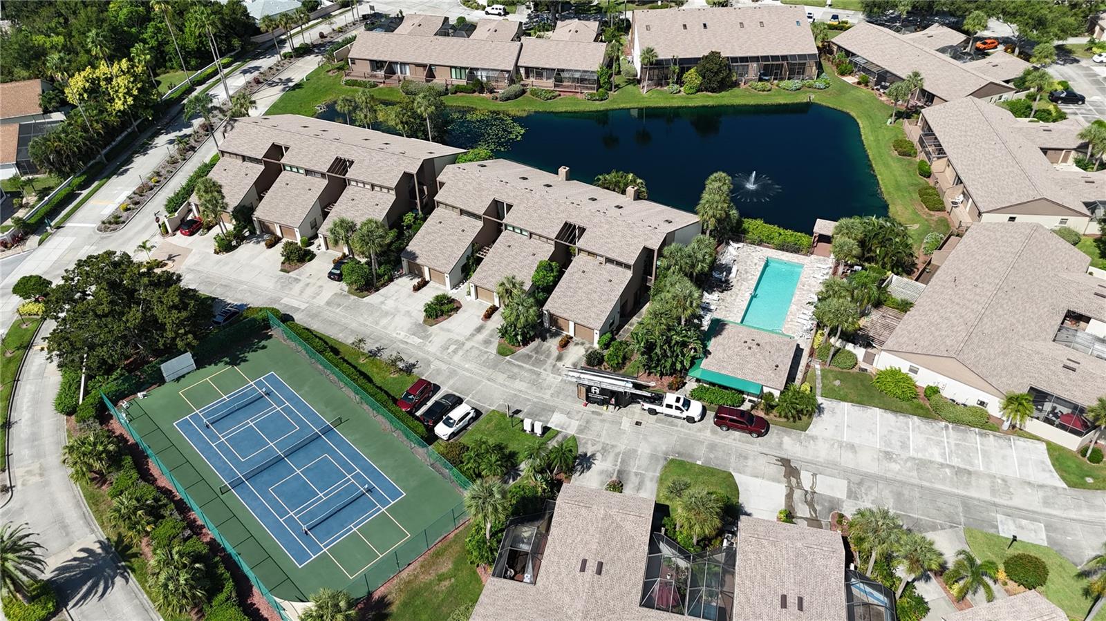 FORTY-THREE WEST - Residential