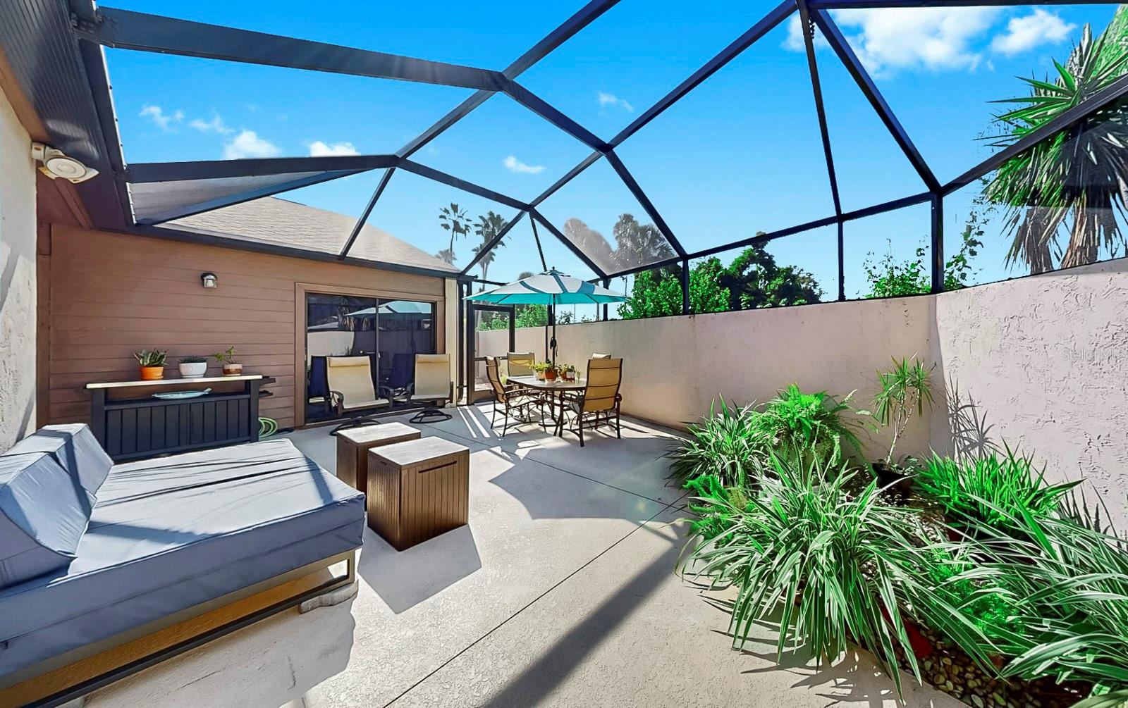 FORTY-THREE WEST - Residential