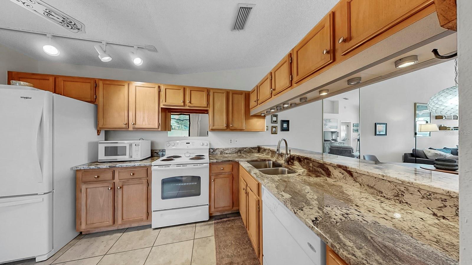 FORTY-THREE WEST - Residential