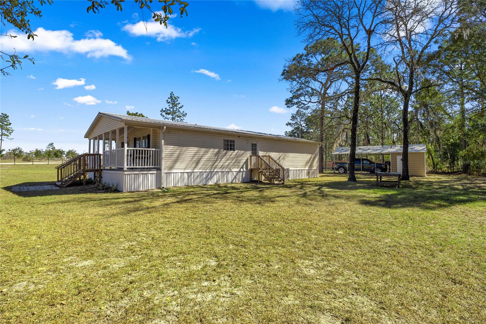 WILLISTON HIGHLANDS - Residential