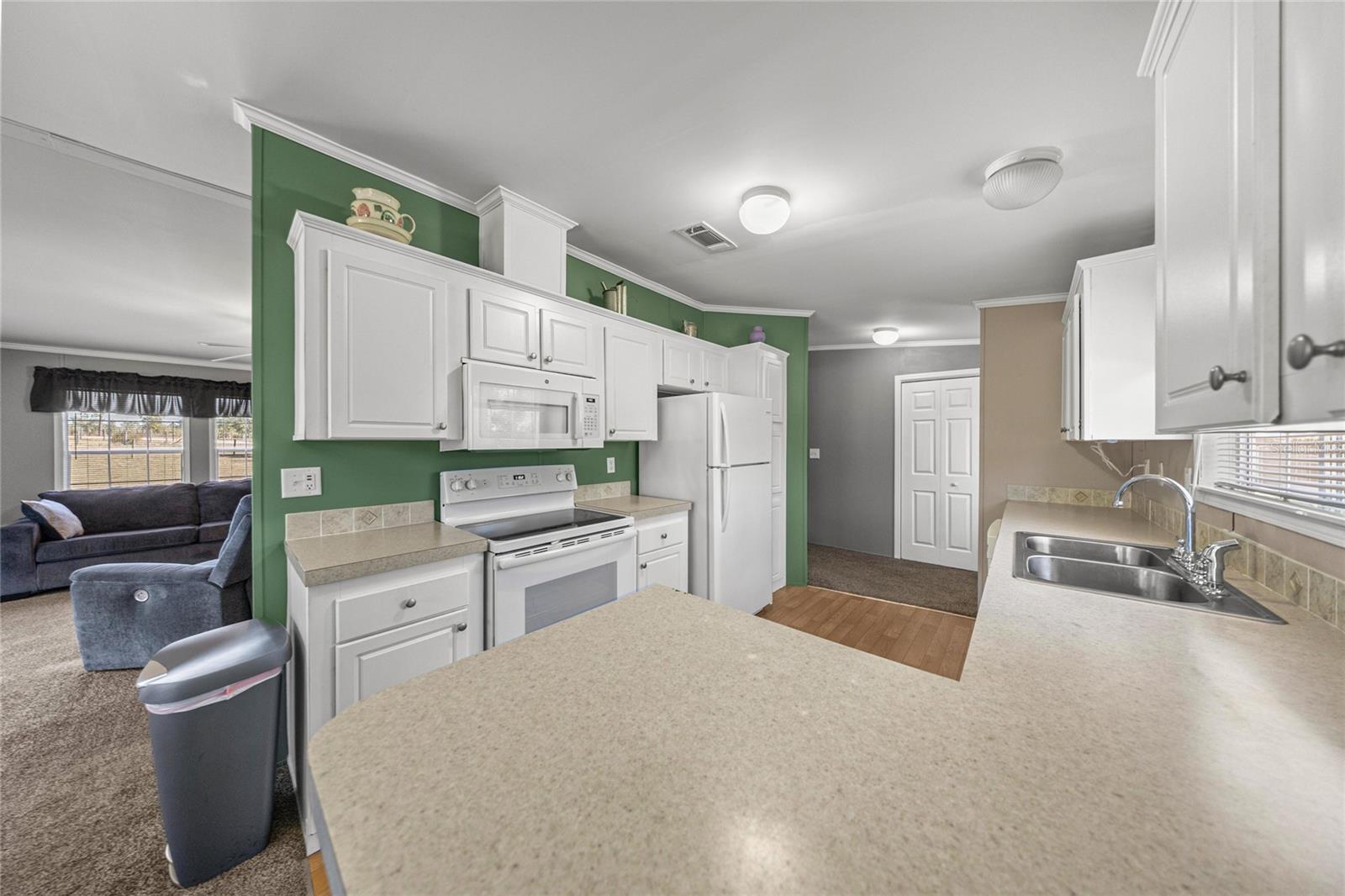 WILLISTON HIGHLANDS - Residential