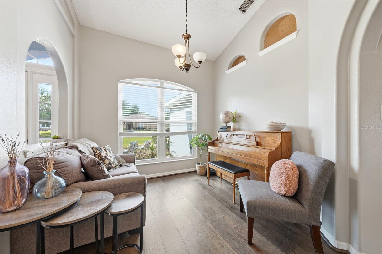 ABRAMS RIDGE FIRST ADD - Residential