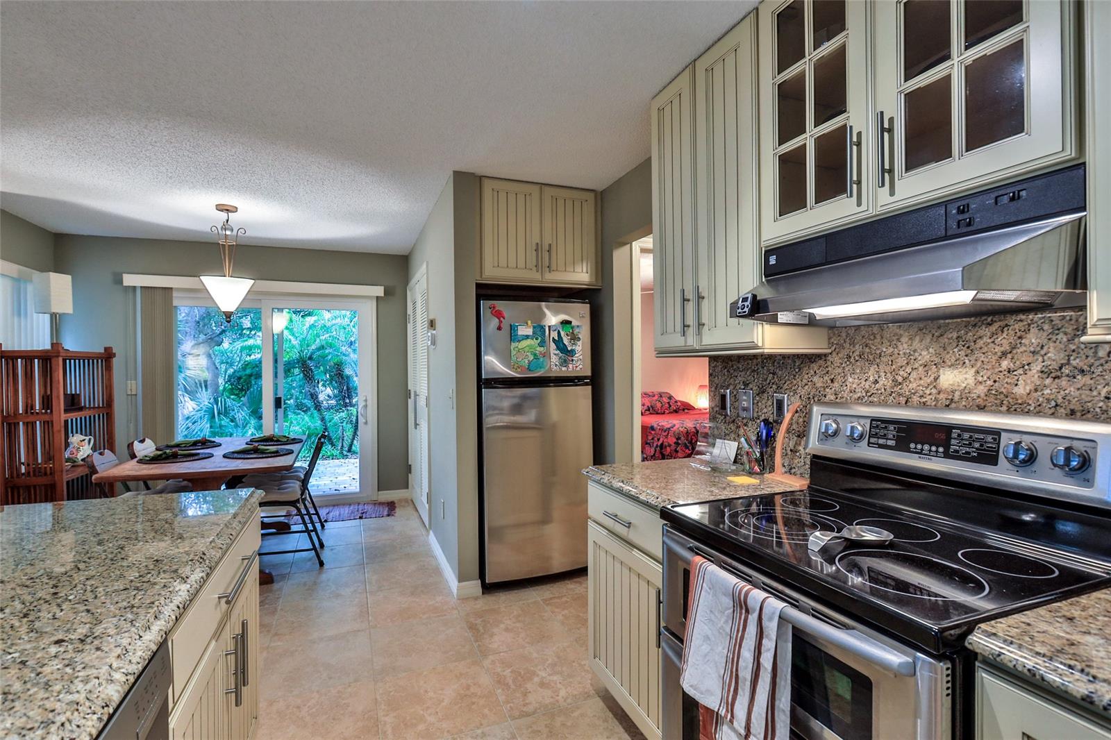 Sun Beach Club Condo Ph 01-03 - Residential