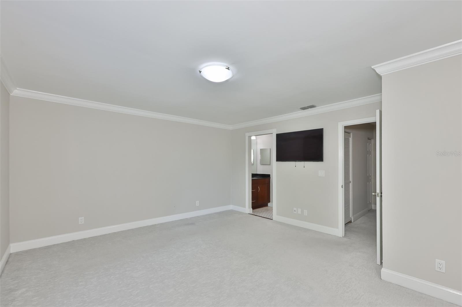 GLEN PARK CONDO - Residential