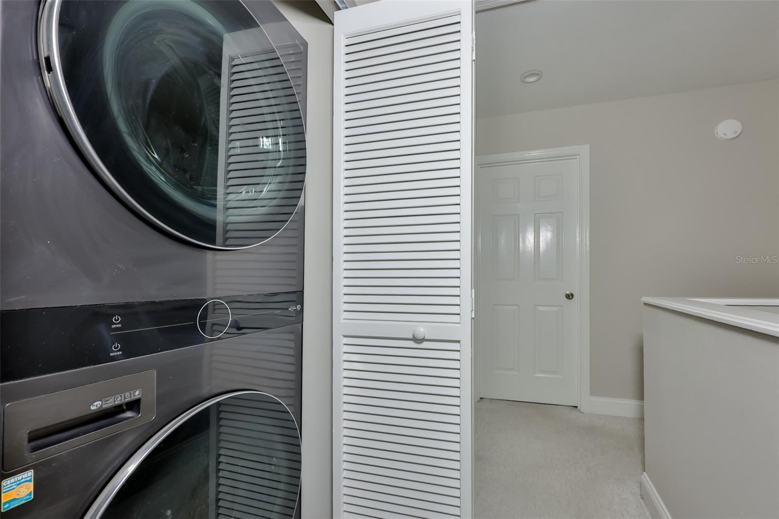 GLEN PARK CONDO - Residential